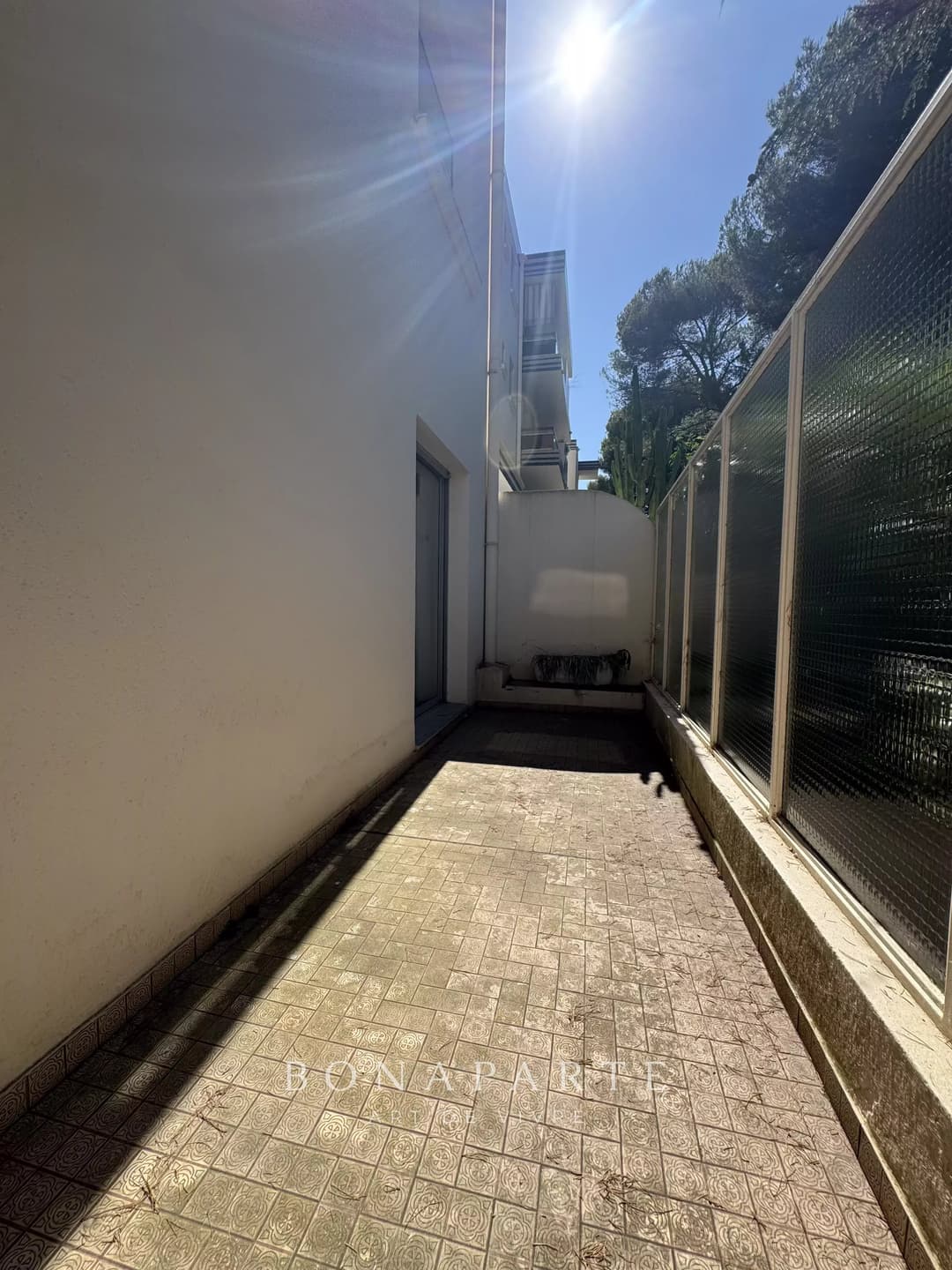 SAINT RAPHAEL / BOULOURIS - APPARTEMENT 3 PIECES - À 200 M DE LA MER - Photo 18