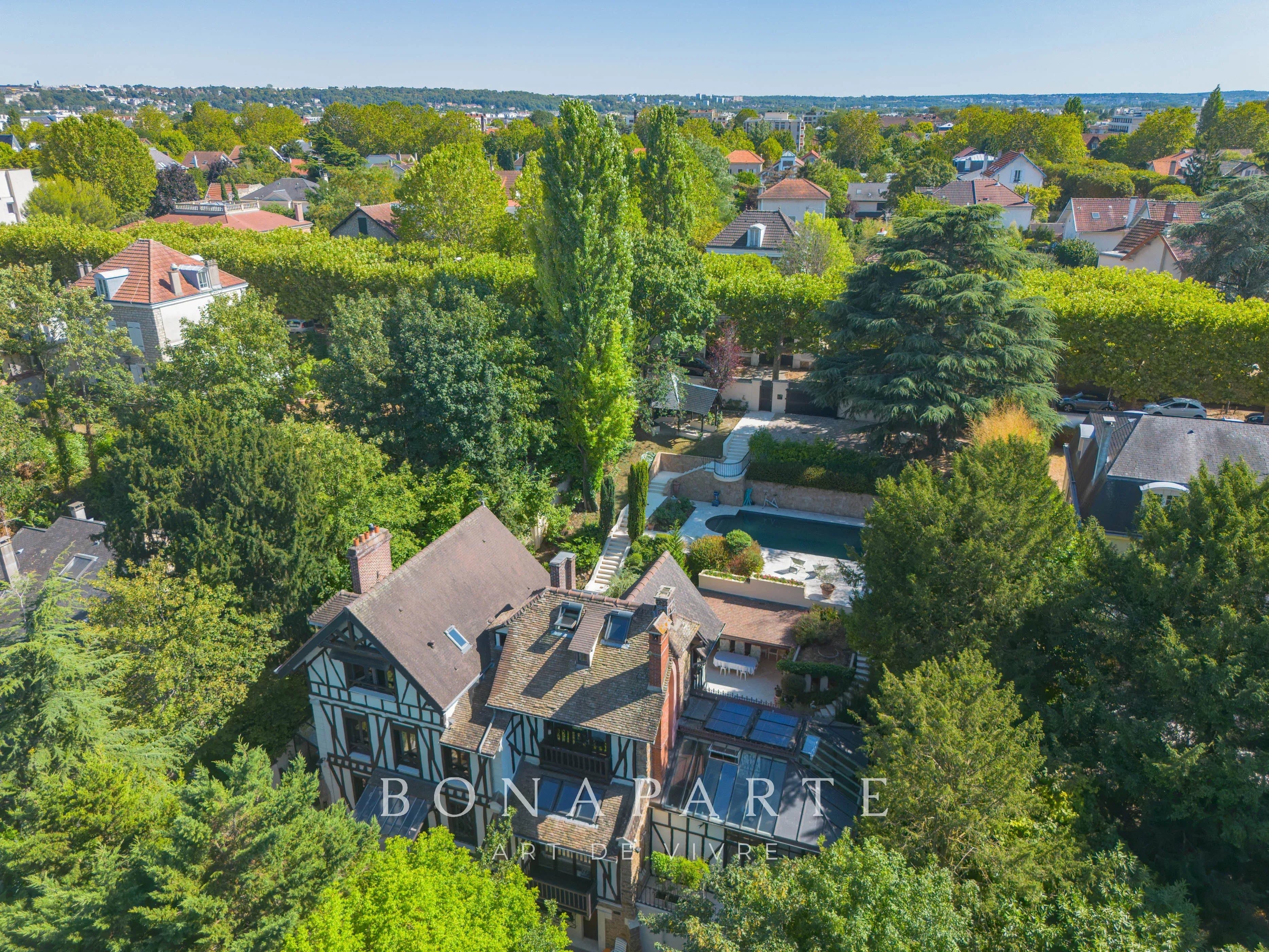 Hôtel particulier anglo-normand de 358 m² avec piscine et parc arboré - Photo 3