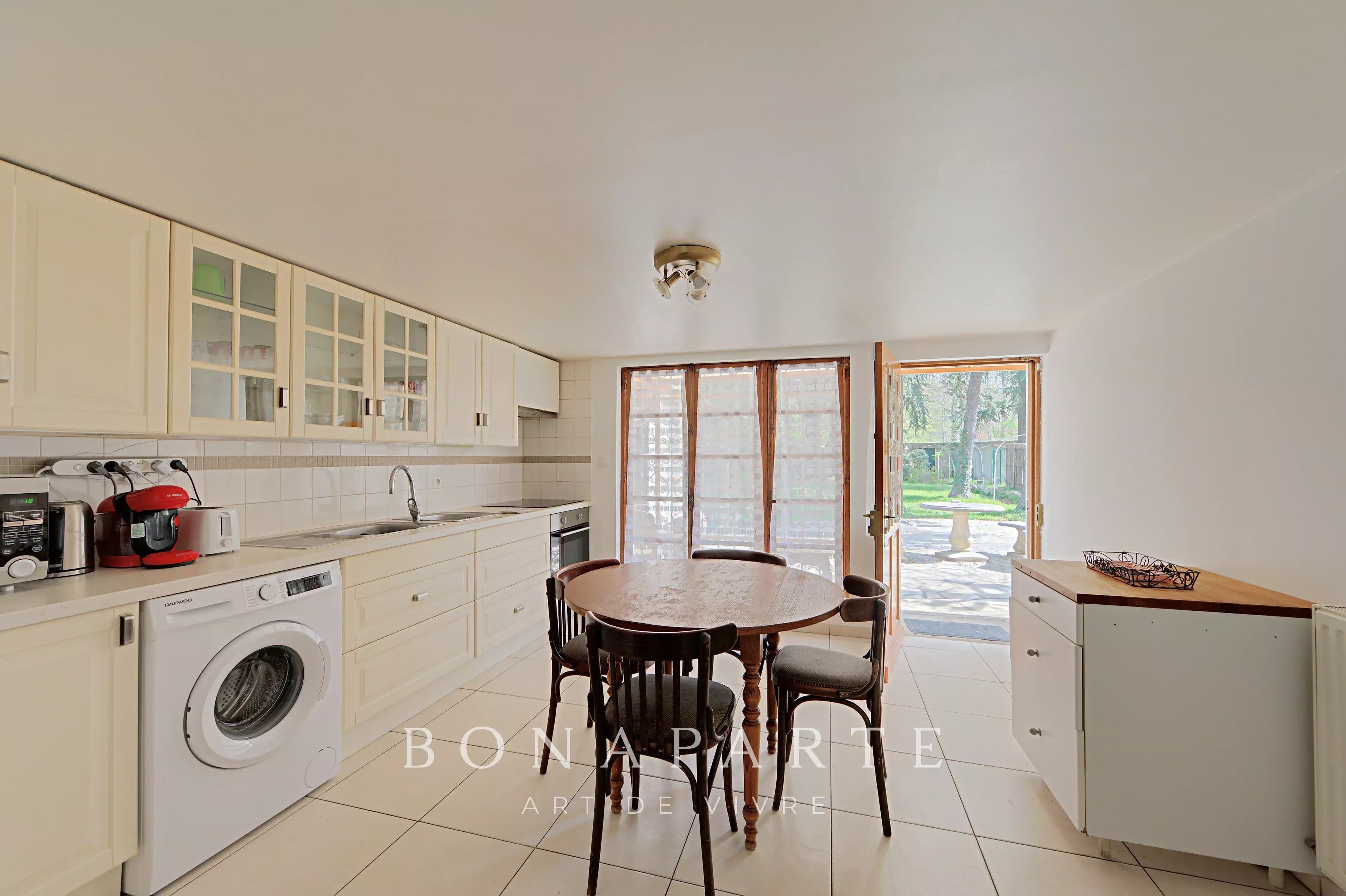 POISSY (78) - MAISON FAMILIALE - 12 PIECES - Photo 5
