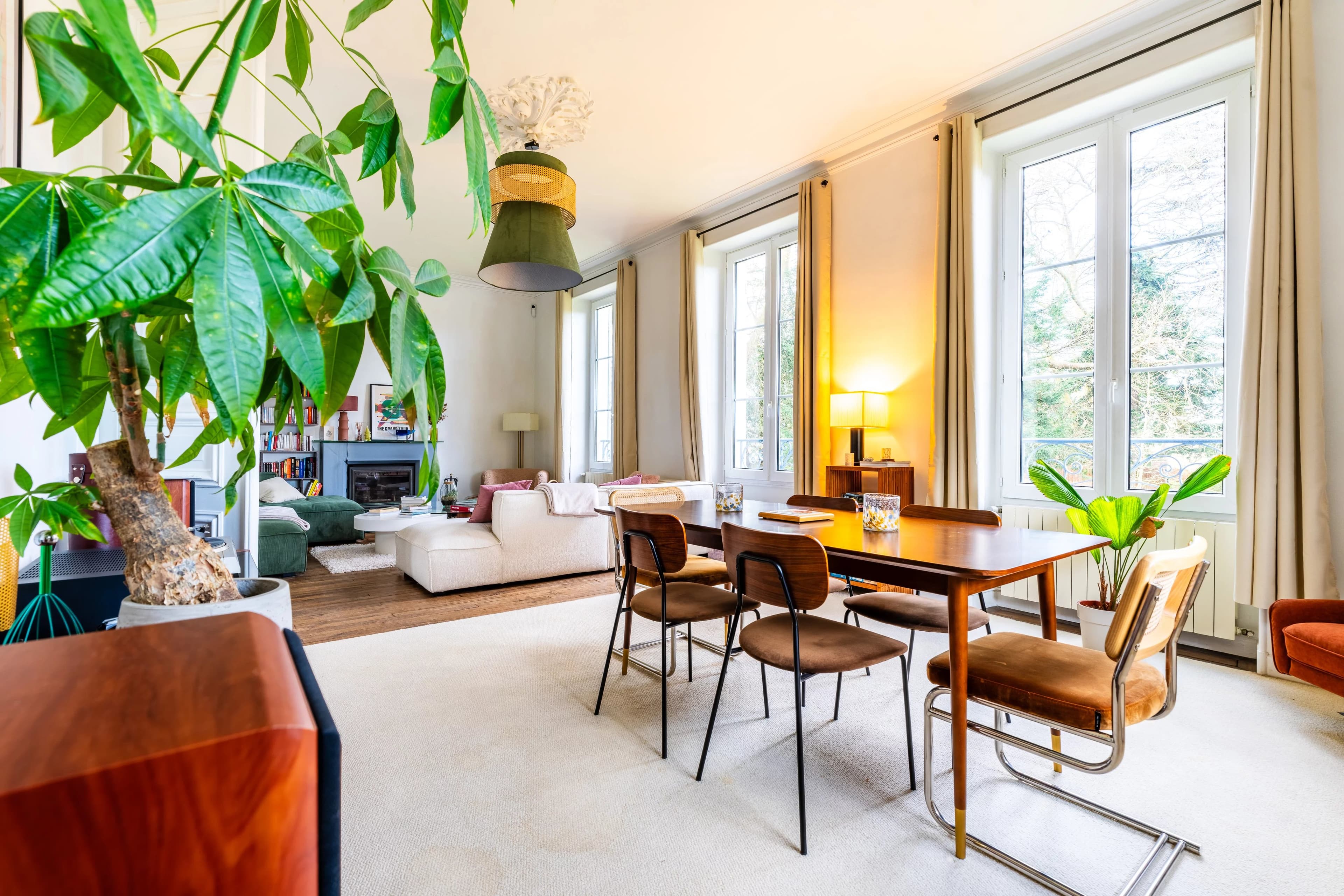 Propriété d'exception : Élégante maison de maître avec dépendances - Photo 4