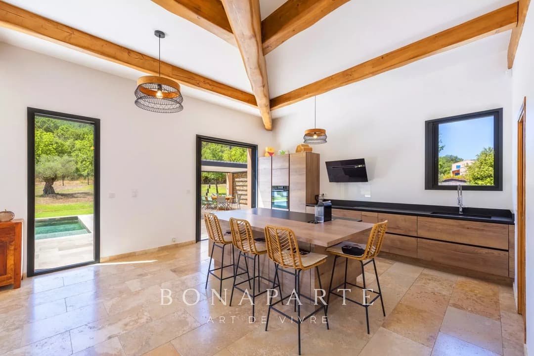 BAGNOLS-EN-FORÊT - ELEGANTE VILLA CONTEMPORAINE - PISCINE - Photo 11