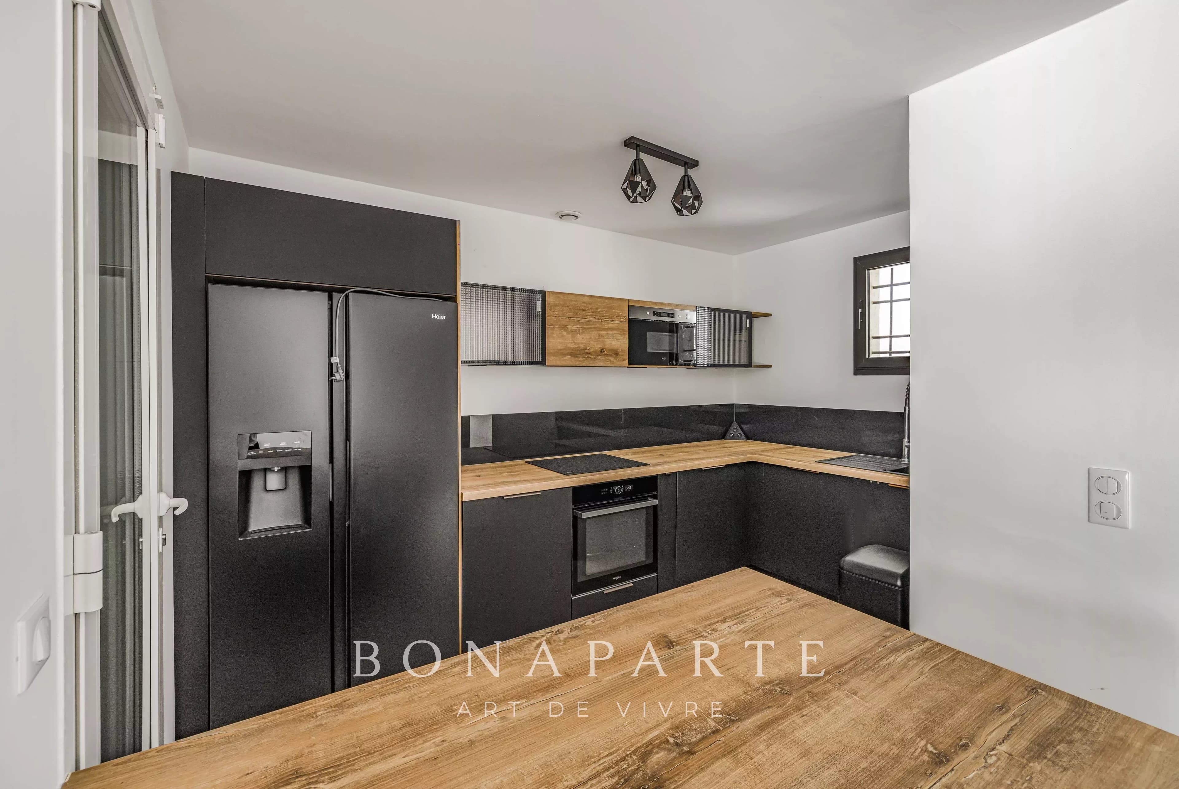HAUTS DE VAUGRENIER – VILLA CONTEMPORAINE D'EXCEPTION - Photo 5