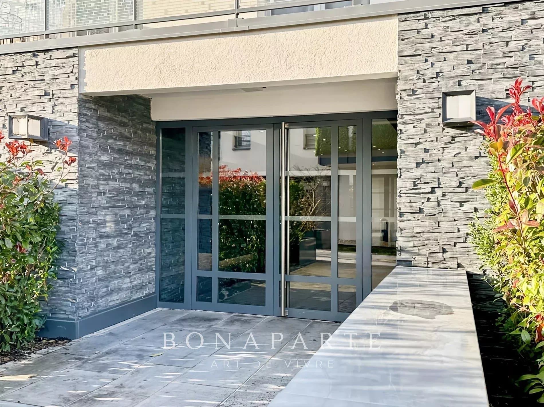 FERNEY-VOLTAIRE - APPARTEMENT RÉCENT DE TYPE T3 - PROCHE FUTUR TRAMWAY - Photo 9