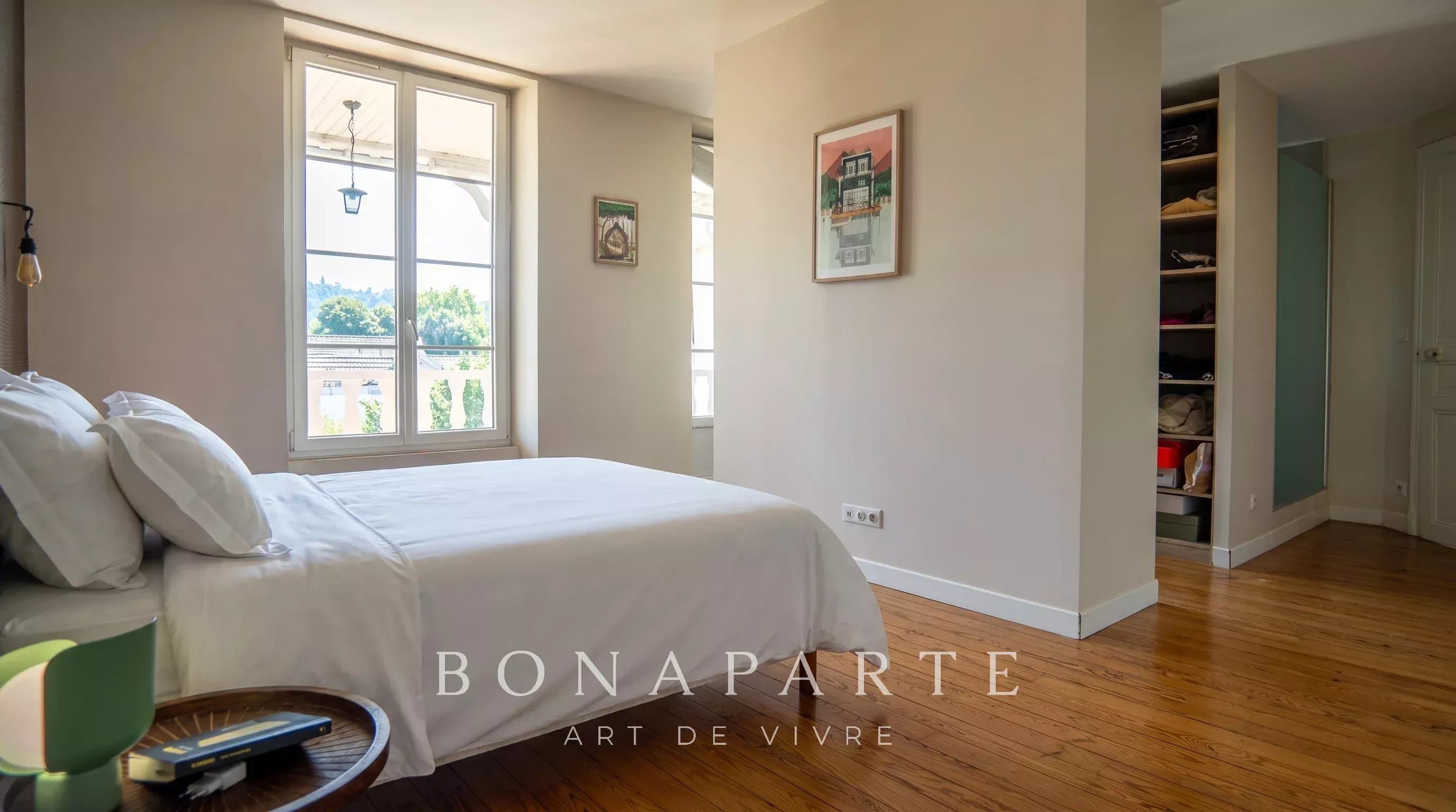 JURANÇON BOURG – MAISON BOURGEOISE DE VILLE – 226 M² - Photo 6