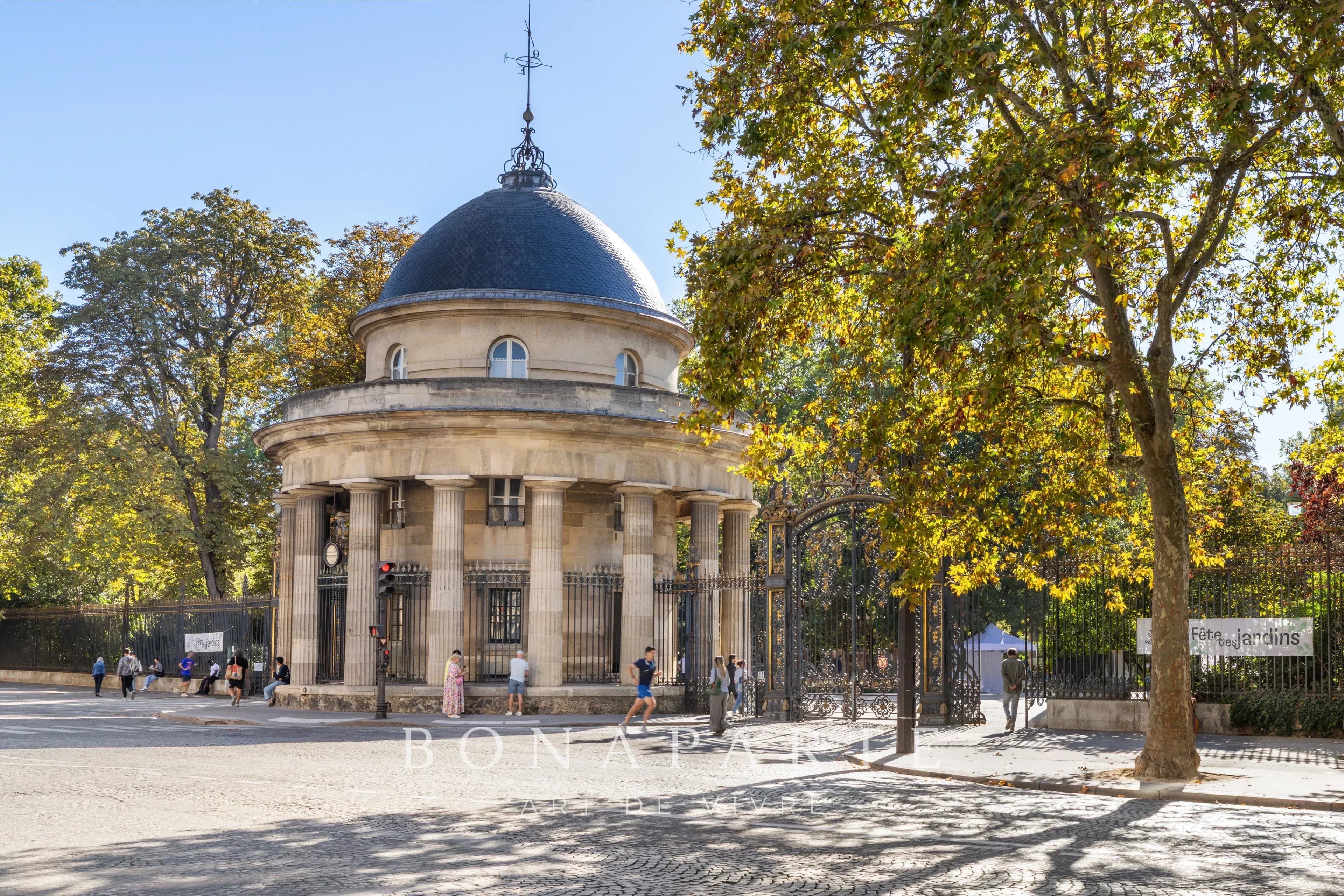 PARC MONCEAU – 240 M² – USAGE MIXTE