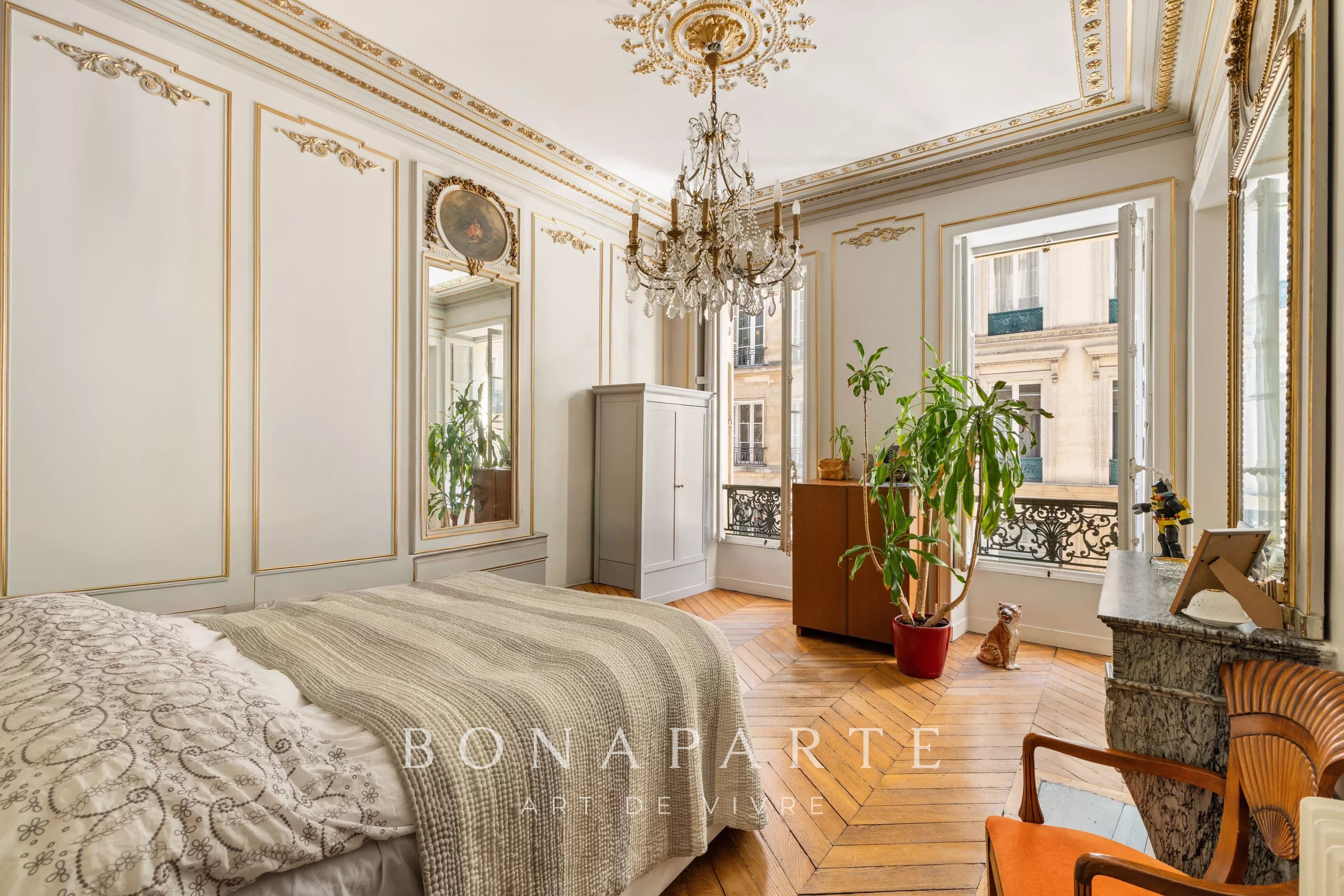 PARIS 8e – SQUARE LOUIS XVI / MADELEINE - Photo 5