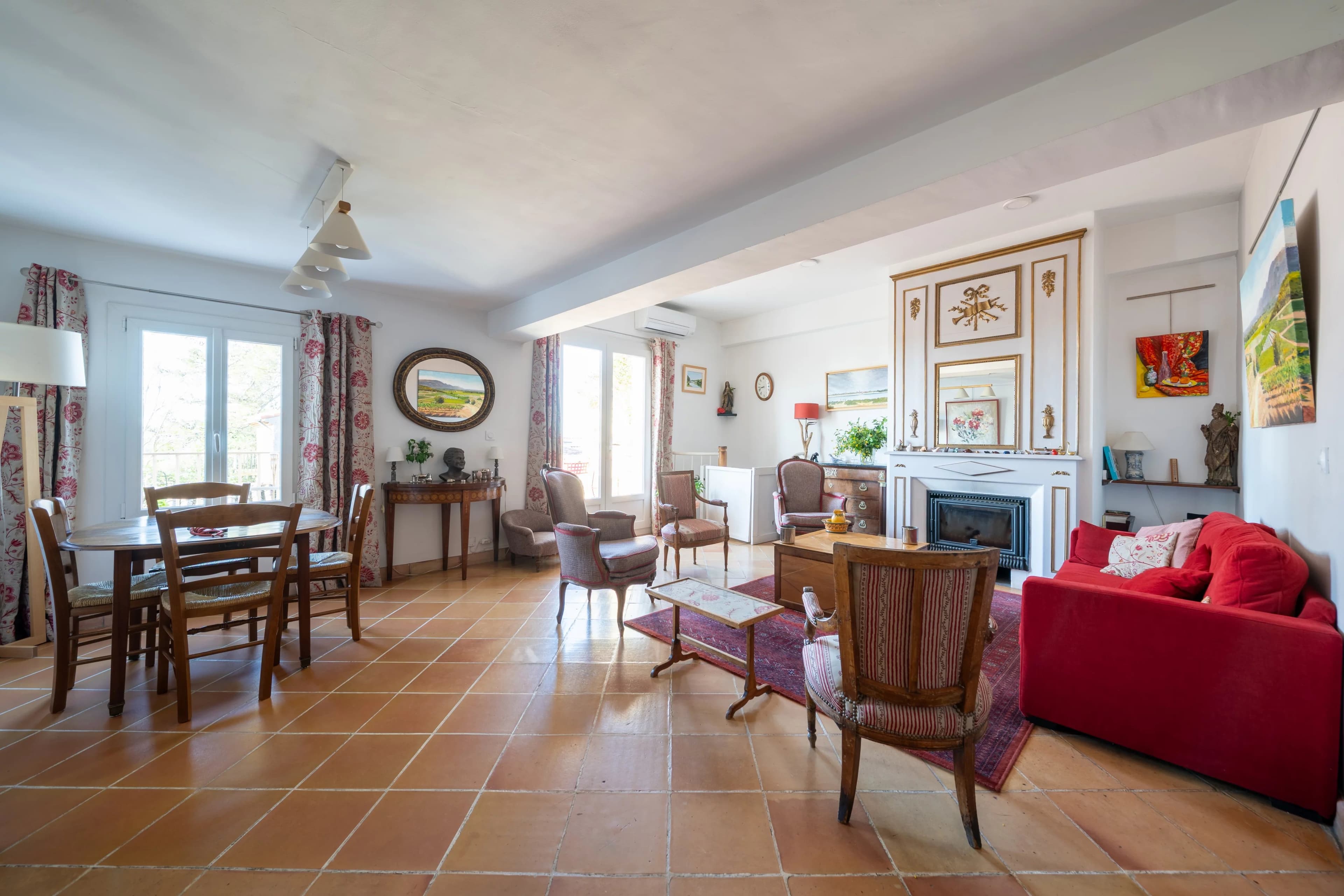 VENELLES-LE-HAUT – MAISON DE VILLAGE 137 m² – JARDIN & TERRASSES - Photo 5