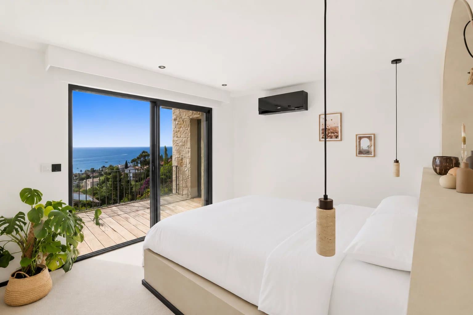Aux portes de SUPER CANNES, élégante villa entiérement rénovée - vue mer panoramique - position dominante - Photo 8