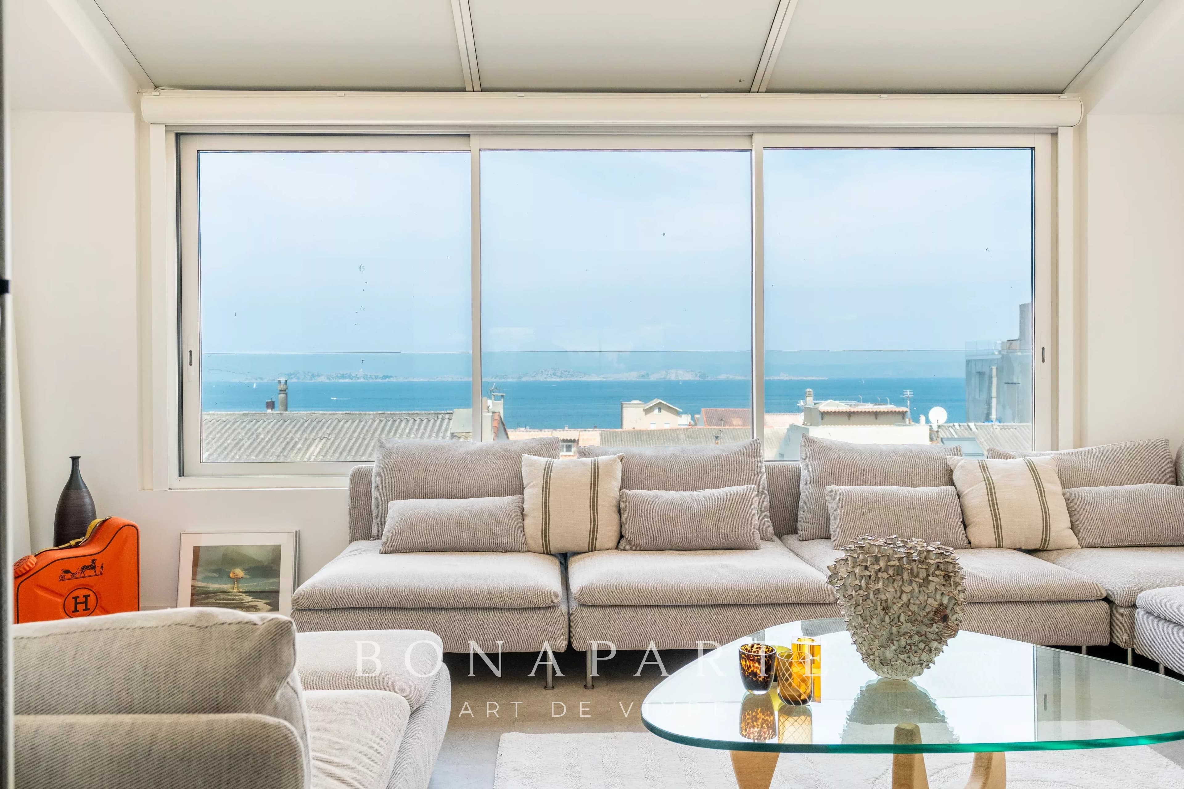 DUPLEX D'EXCEPTION AVEC ROOFTOP PANORAMIQUE – ENTRE MER ET CALANQUES - Photo 5