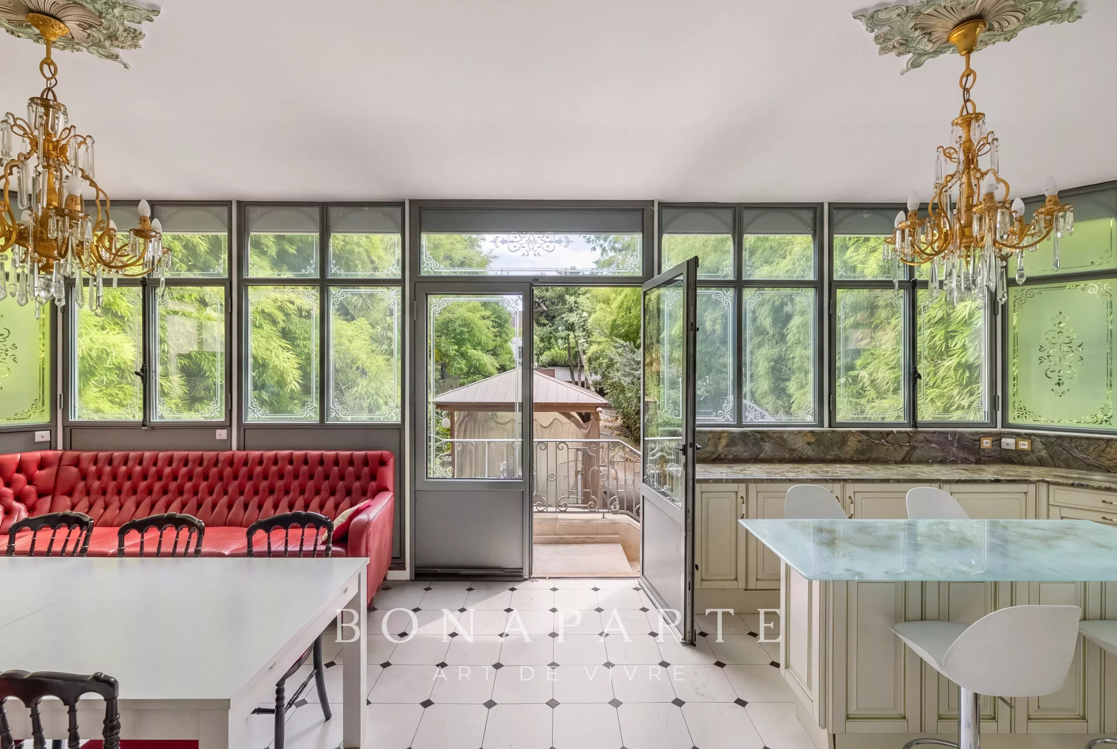 CHOISY-LE-ROI - MAISON DE CARACTÈRE - 288 M² - JARDIN & DÉPENDANCES - Photo 4