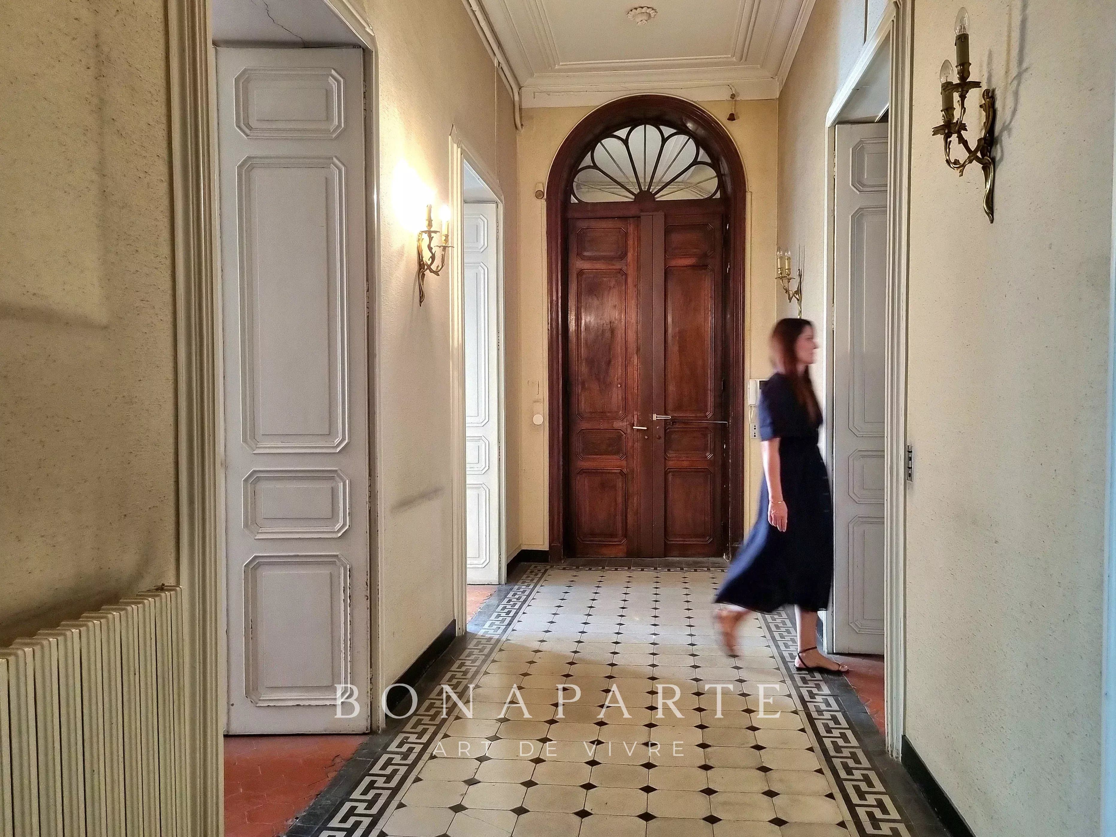 Appartement bourgeois sur l'Esplanade Charles-de-Gaulle