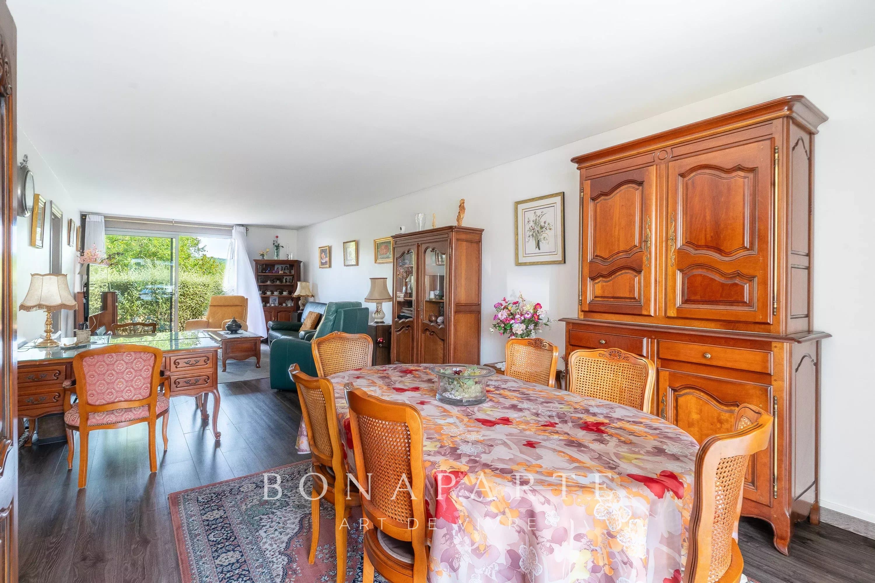 MANTES-LA-JOLIE HYPER-CENTRE – 87,52 M² - 3 PIECES - Photo 5