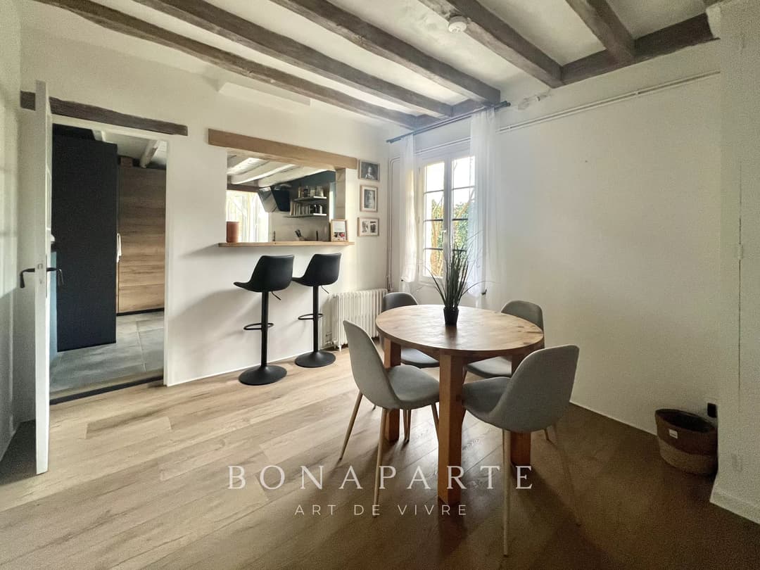 DISTRÉ - MAISON FAMILIALE DE 209 M² / 6 CHAMBRES POSSIBLES - RENOVATION RECENTE - Photo 6