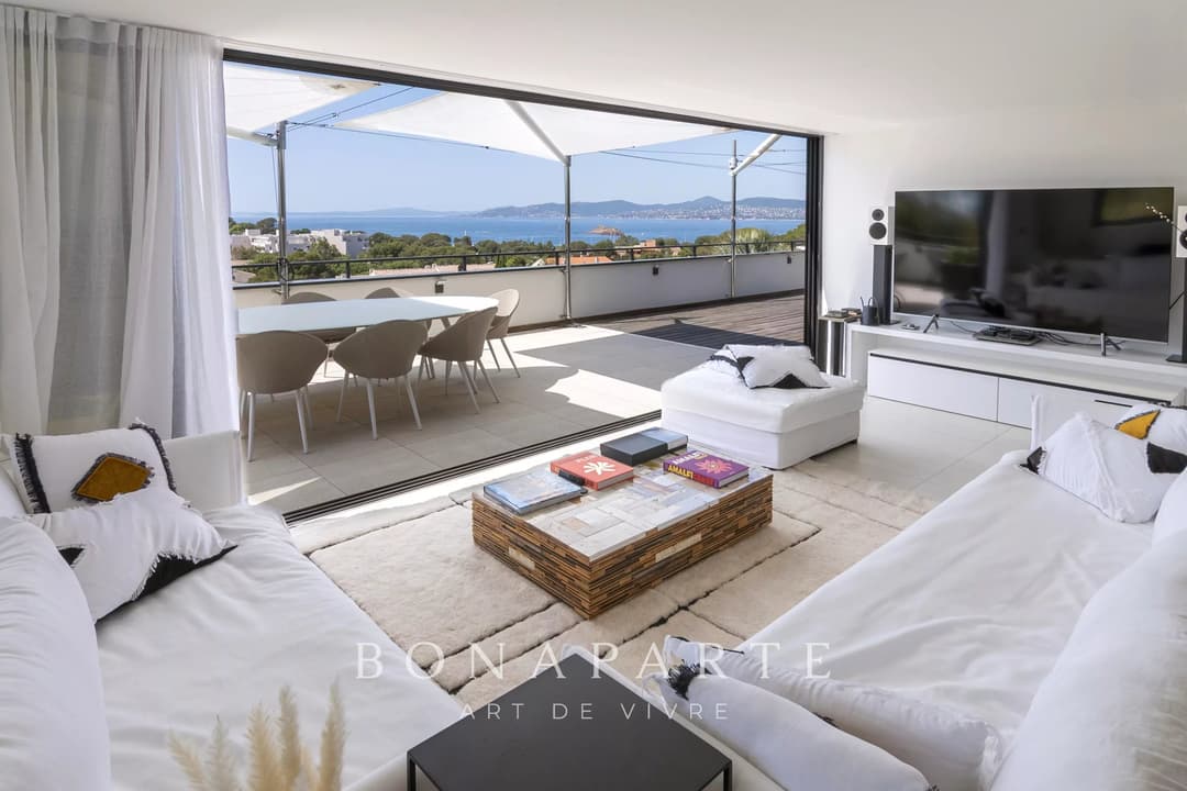 SAINT RAPHAEL / SANTA LUCIA - PROPRIÉTÉ ENTIÈREMENT RÉNOVÉE - VUE MER PANORAMIQUE - Photo 4