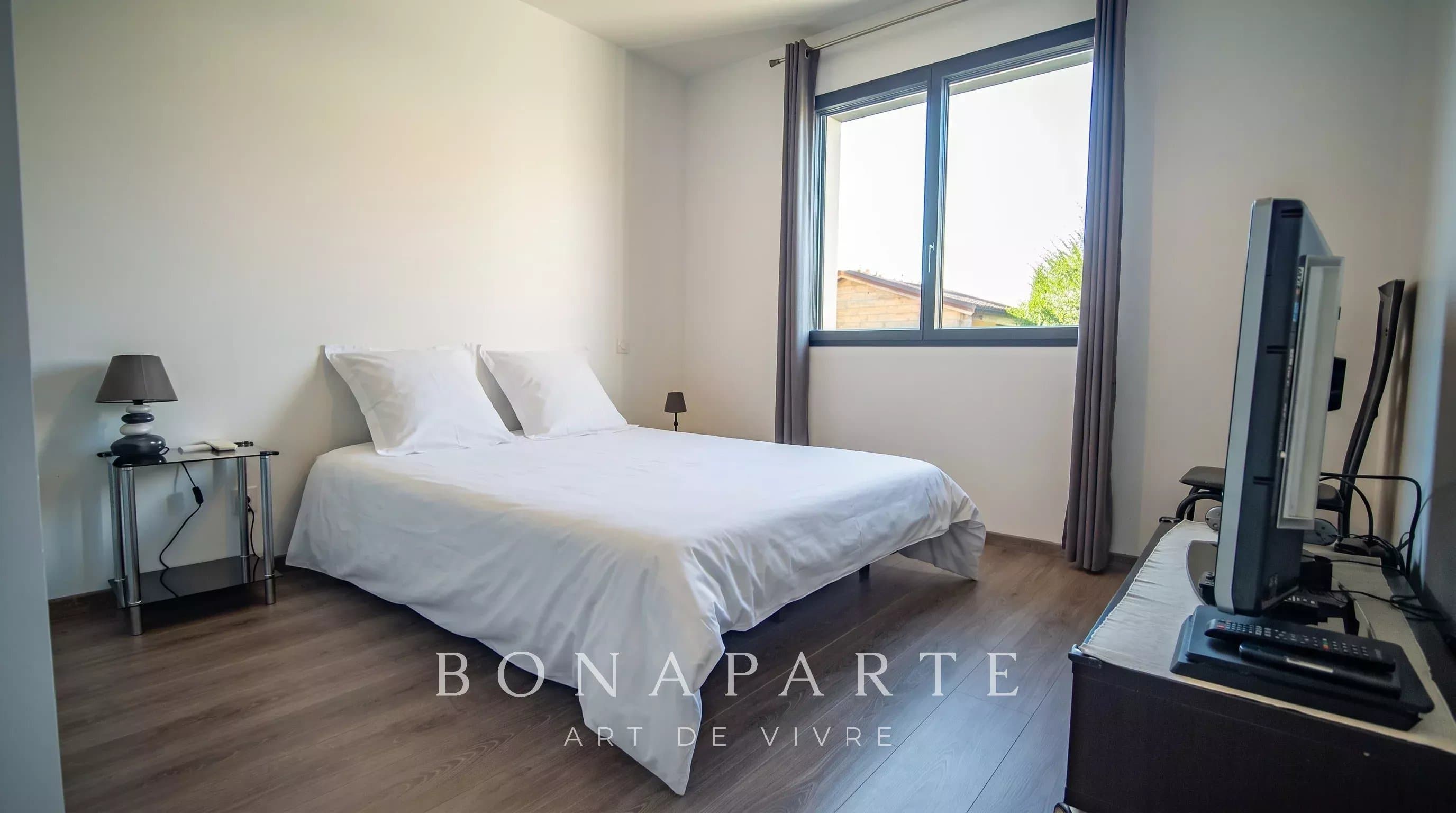 SAUVAGNON – CONTEMPORAINE CLIMATISÉE DE PLAIN-PIED AU CALME - Photo 9