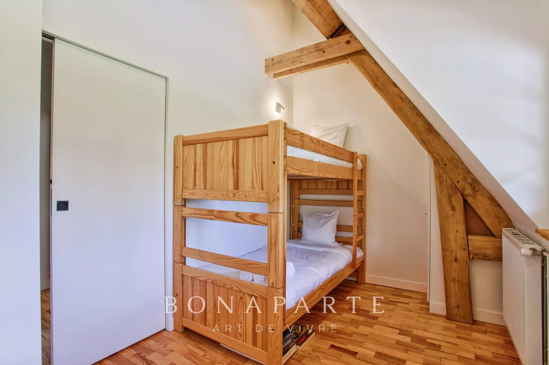 ÉLÉGANTE CHAUMIÈRE AVEC PISCINE ET TENNIS, À 10 MINUTES DES PLAGES - Photo 16