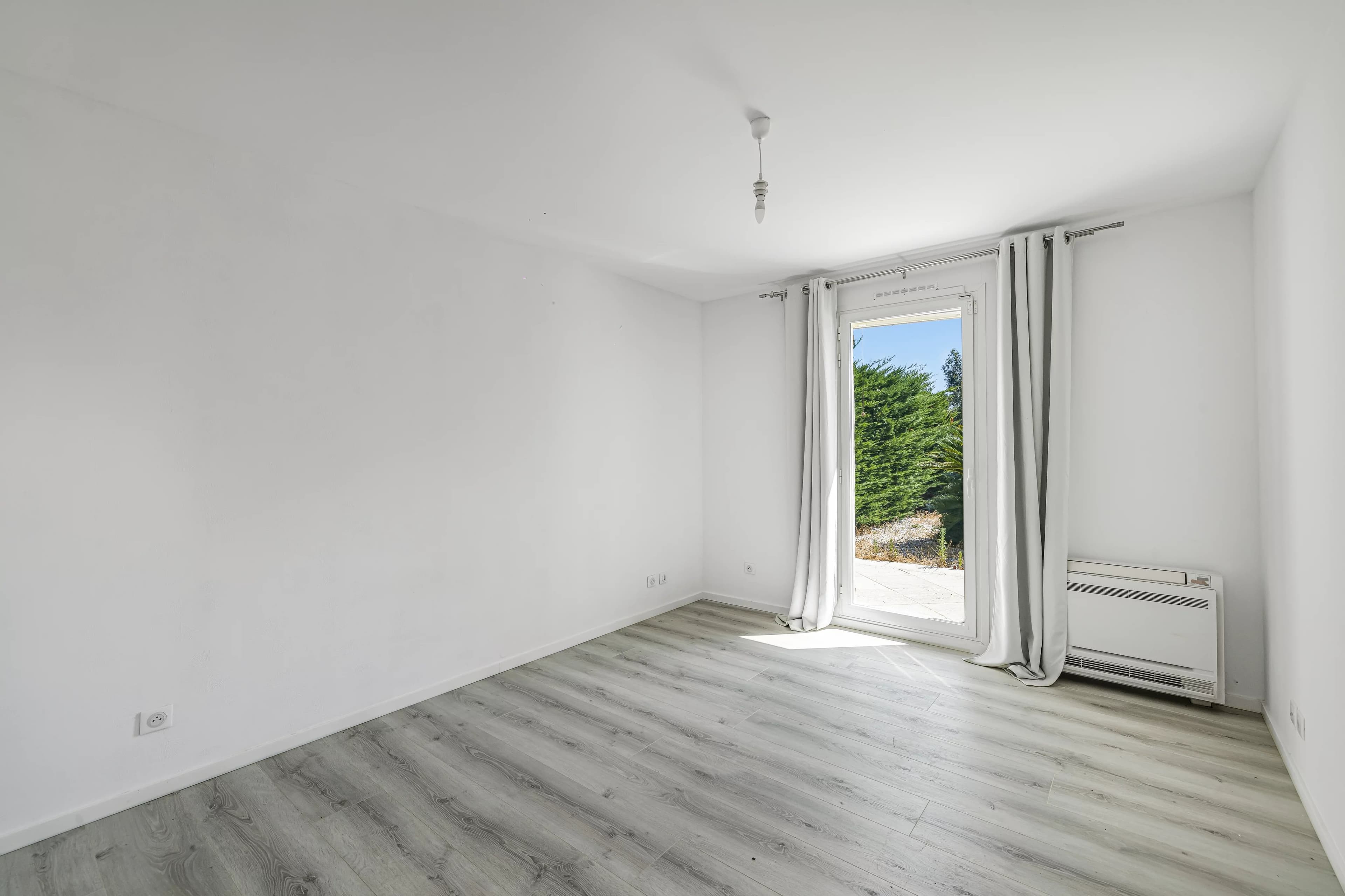 HAUTS DE VAUGRENIER – VILLA CONTEMPORAINE D'EXCEPTION - Photo 8