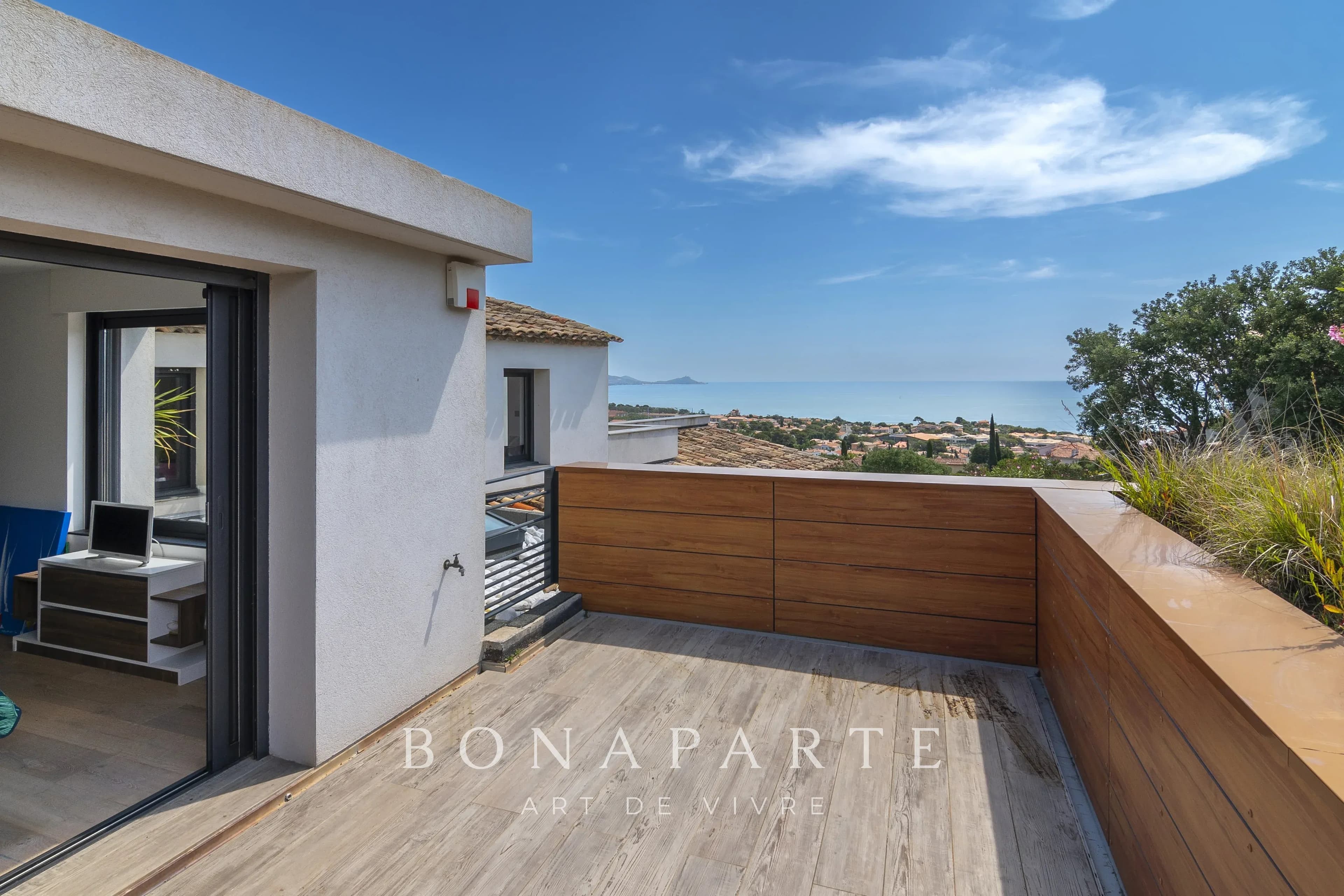 FREJUS - Villa vue mer PANORAMIQUE - Photo 8
