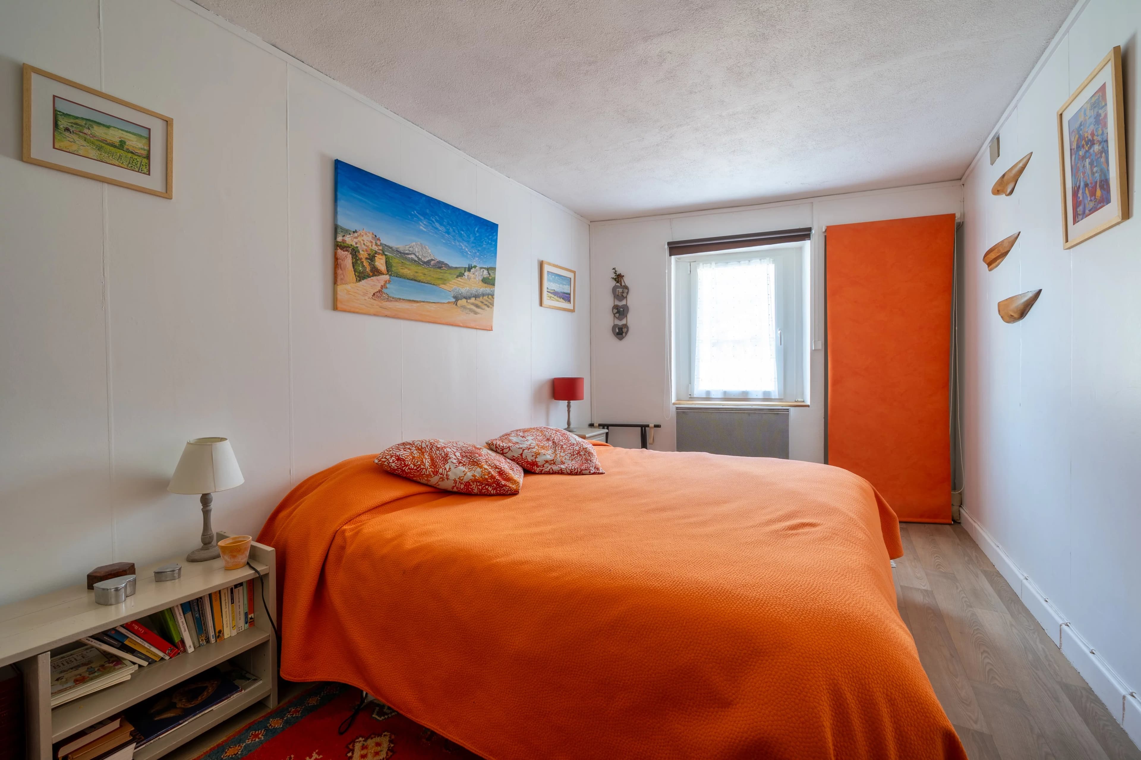 VENELLES-LE-HAUT – MAISON DE VILLAGE 137 m² – JARDIN & TERRASSES - Photo 9