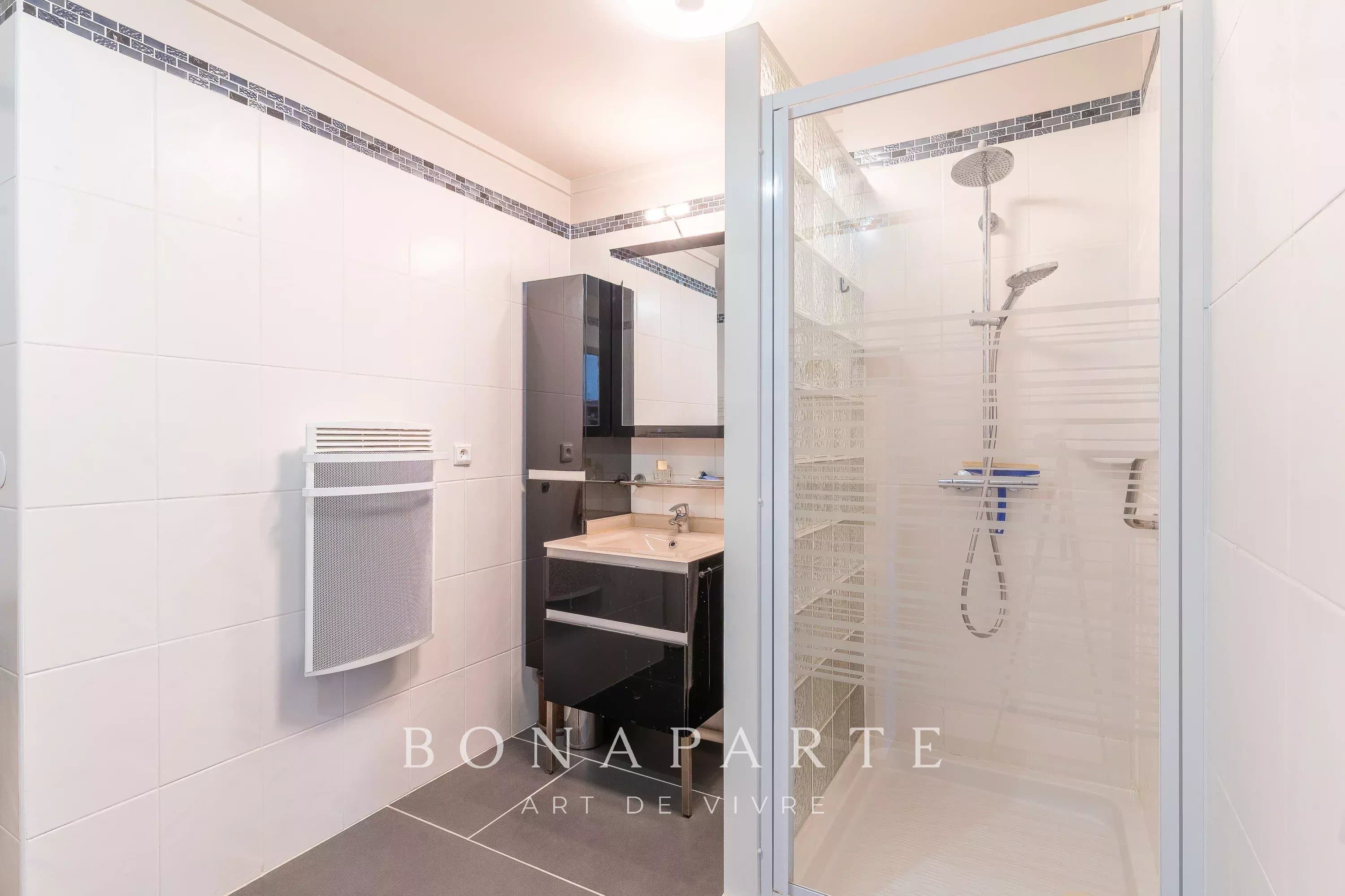 MANTES-LA-JOLIE HYPER-CENTRE – 87,52 M² - 3 PIECES - Photo 8