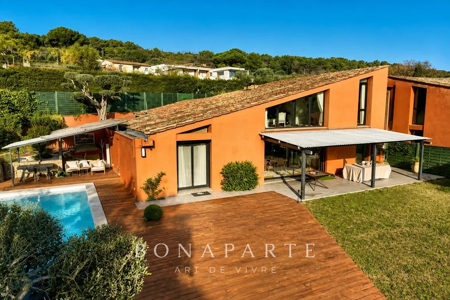 VILLA D’ARCHITECTE CONTEMPORAINE – MOUGINS / LE CANNET - Photo 3