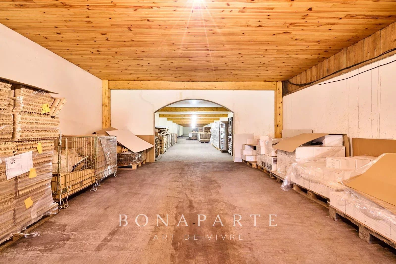 EXCLUSIVITÉ - BÉGADAN - PROPRIÉTÉ DE 1700 M2 DE BATIMENTS SUR PLUS DE 4 HECTARES - Photo 6