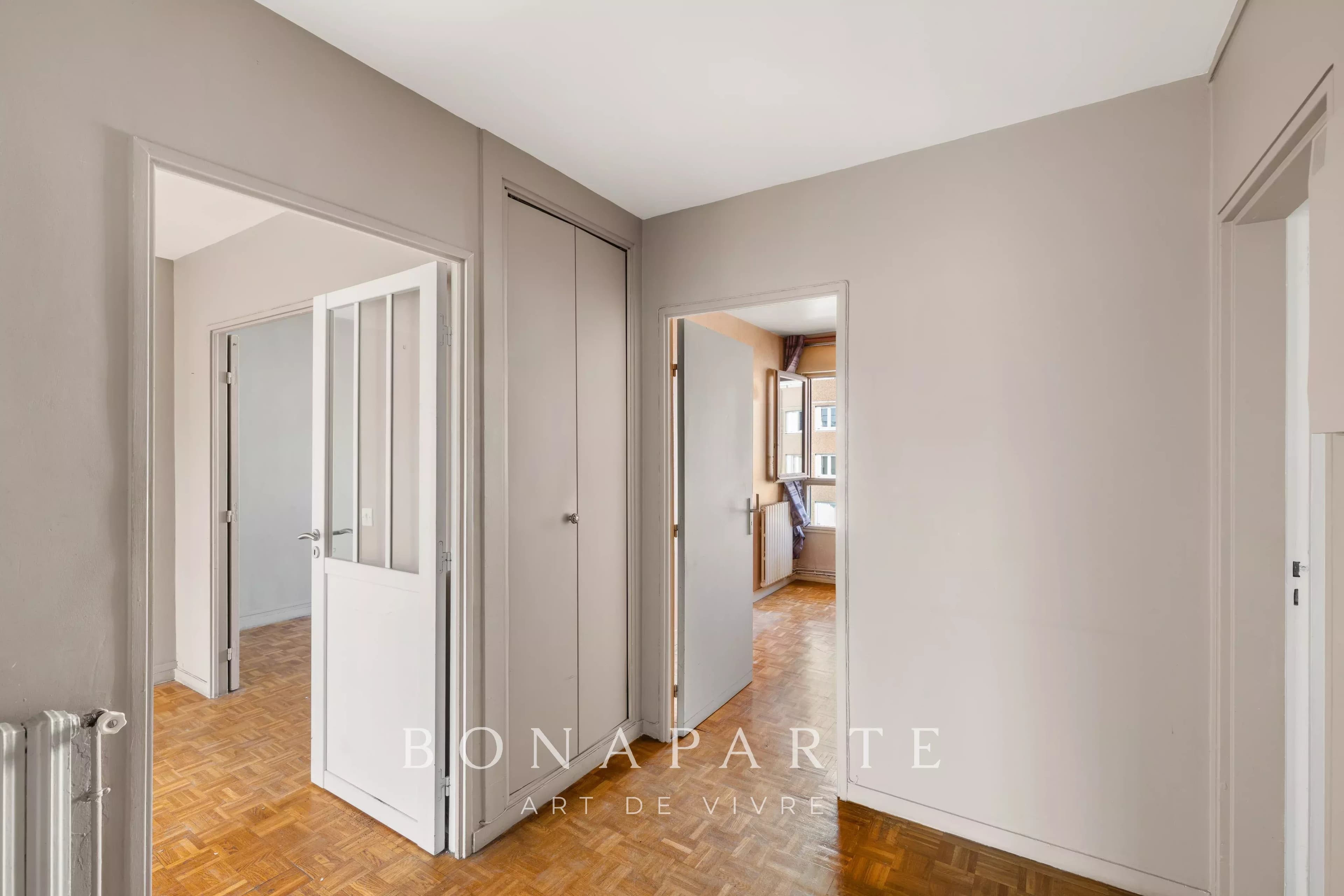 SOUS OFFRE : PARIS XIXe – BELLEVILLE – DERNIER ÉTAGE - ROOFTOP DE 92 M² AVEC TERRASSE DE 68 M² - Photo 3