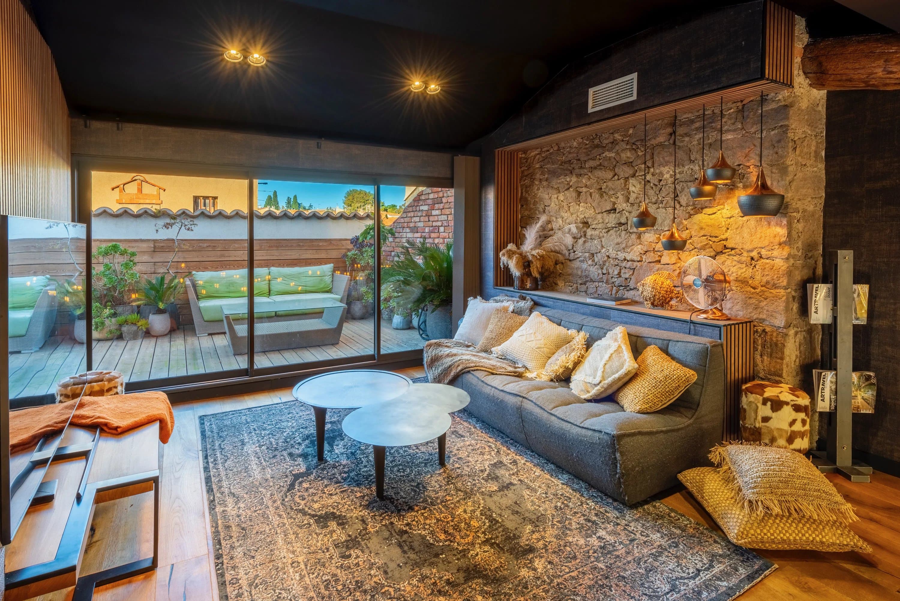 FREJUS - LUXUEUX APPARTEMENT DUPLEX DE 142M² AVEC TERRASSE - Photo 8