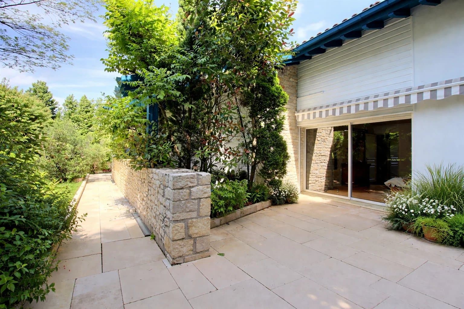 ARCANGUES - PROPRIETE AVEC PISCINE - FACE AU GOLF - Photo 4