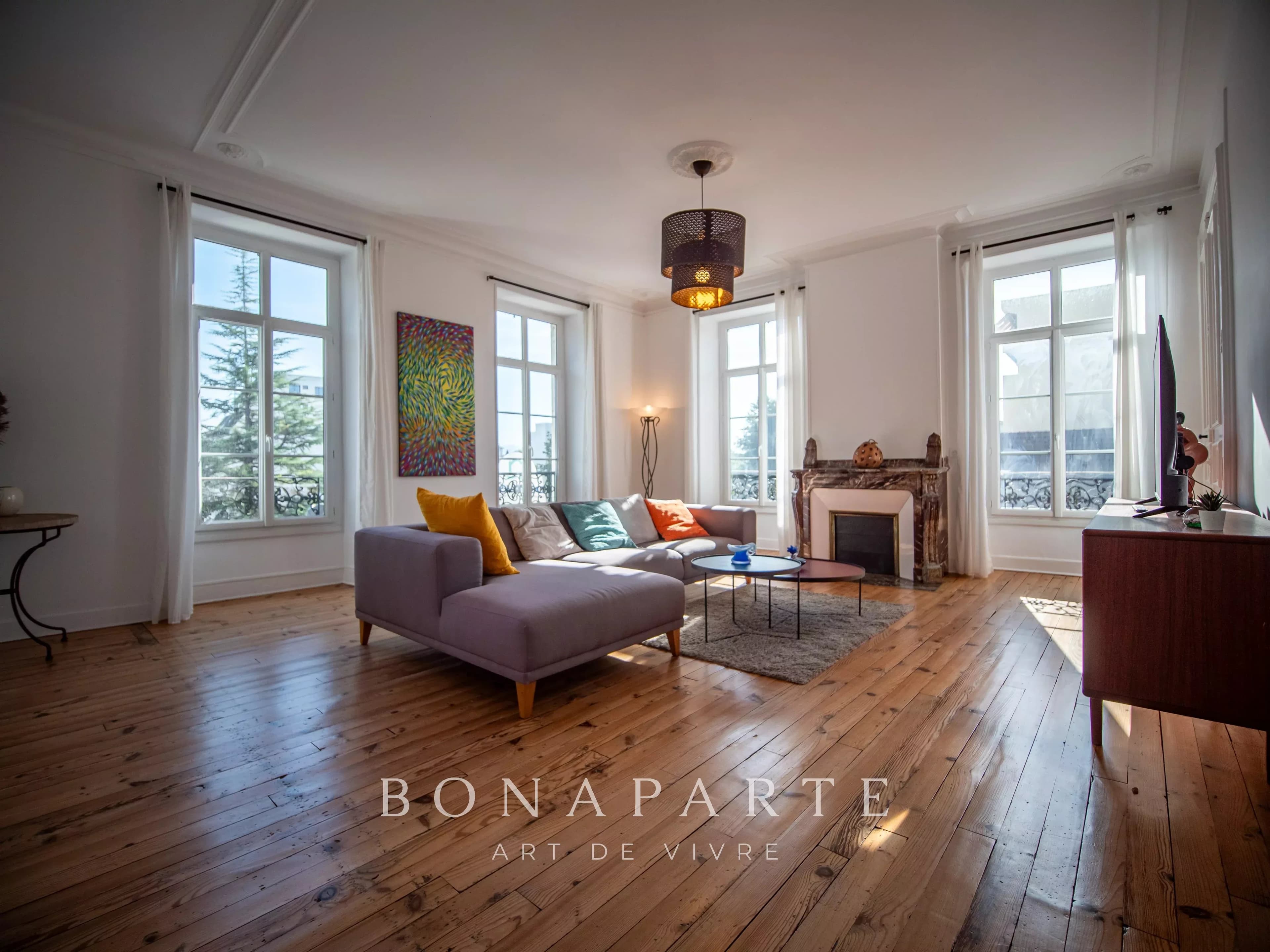 PAU - HYPERCENTRE - Appartement rénové 147 m² - Photo 1
