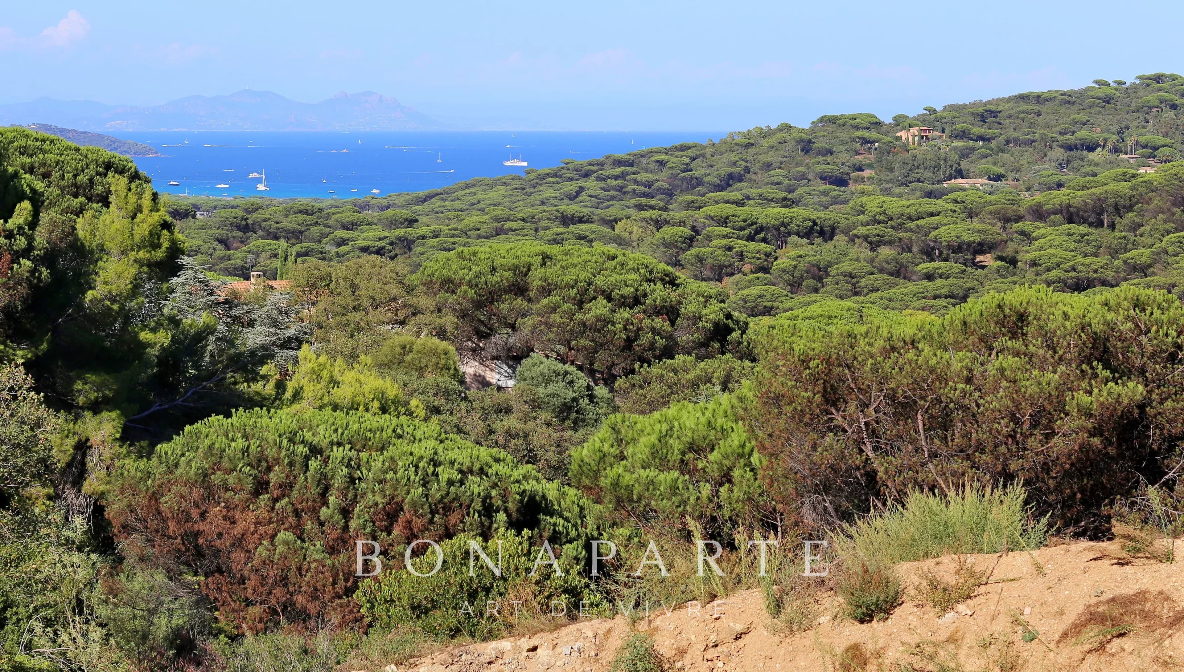 Ramatuelle – L’Escalet – Terrain avec permis purgé et double vue mer - Photo 5