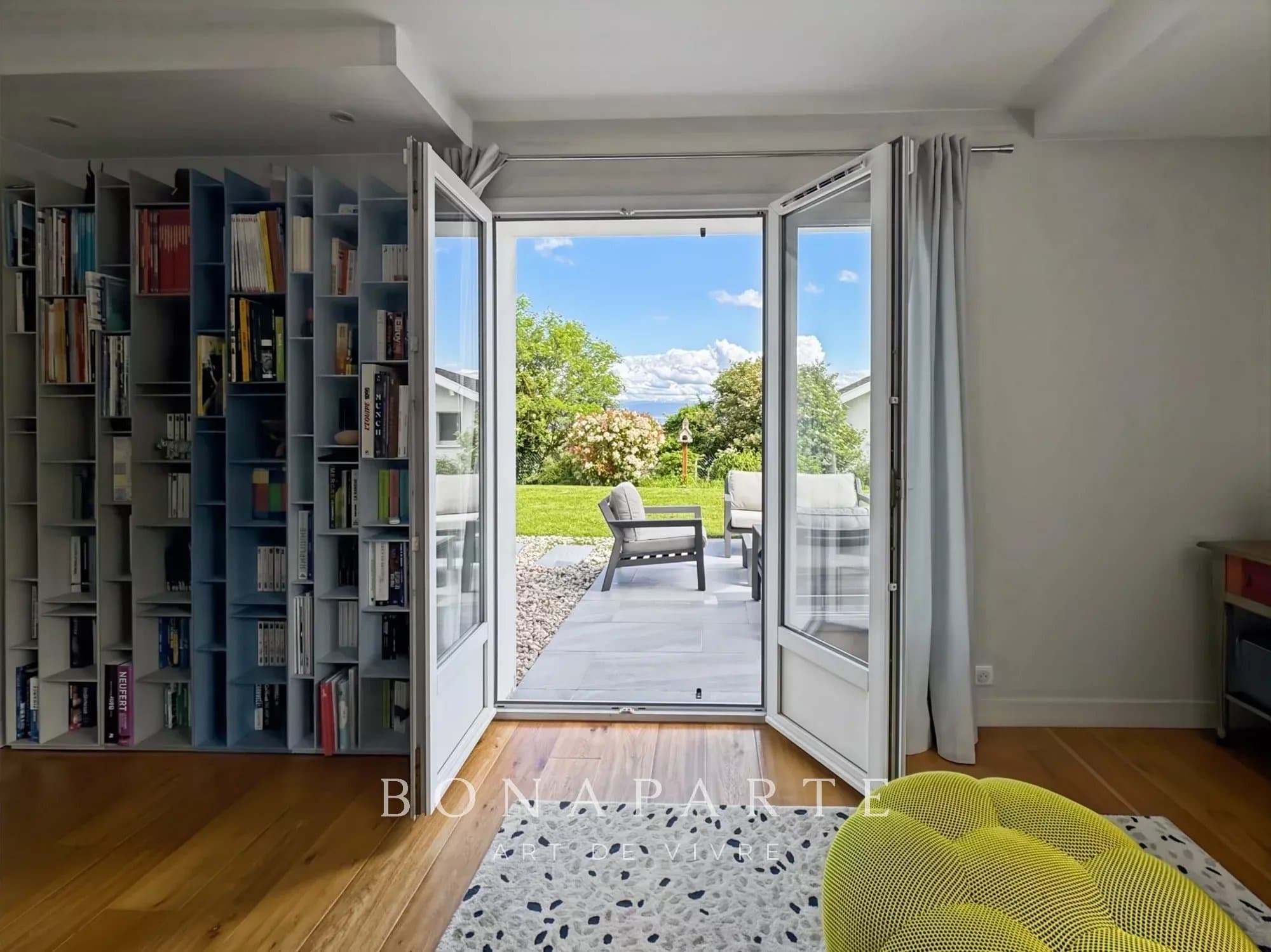 DIVONNE-LES-BAINS, VILLA INDIVIDUELLE P7, BEAU JARDIN, PISCINE, ETAT IRREPROCHABLE - Photo 3