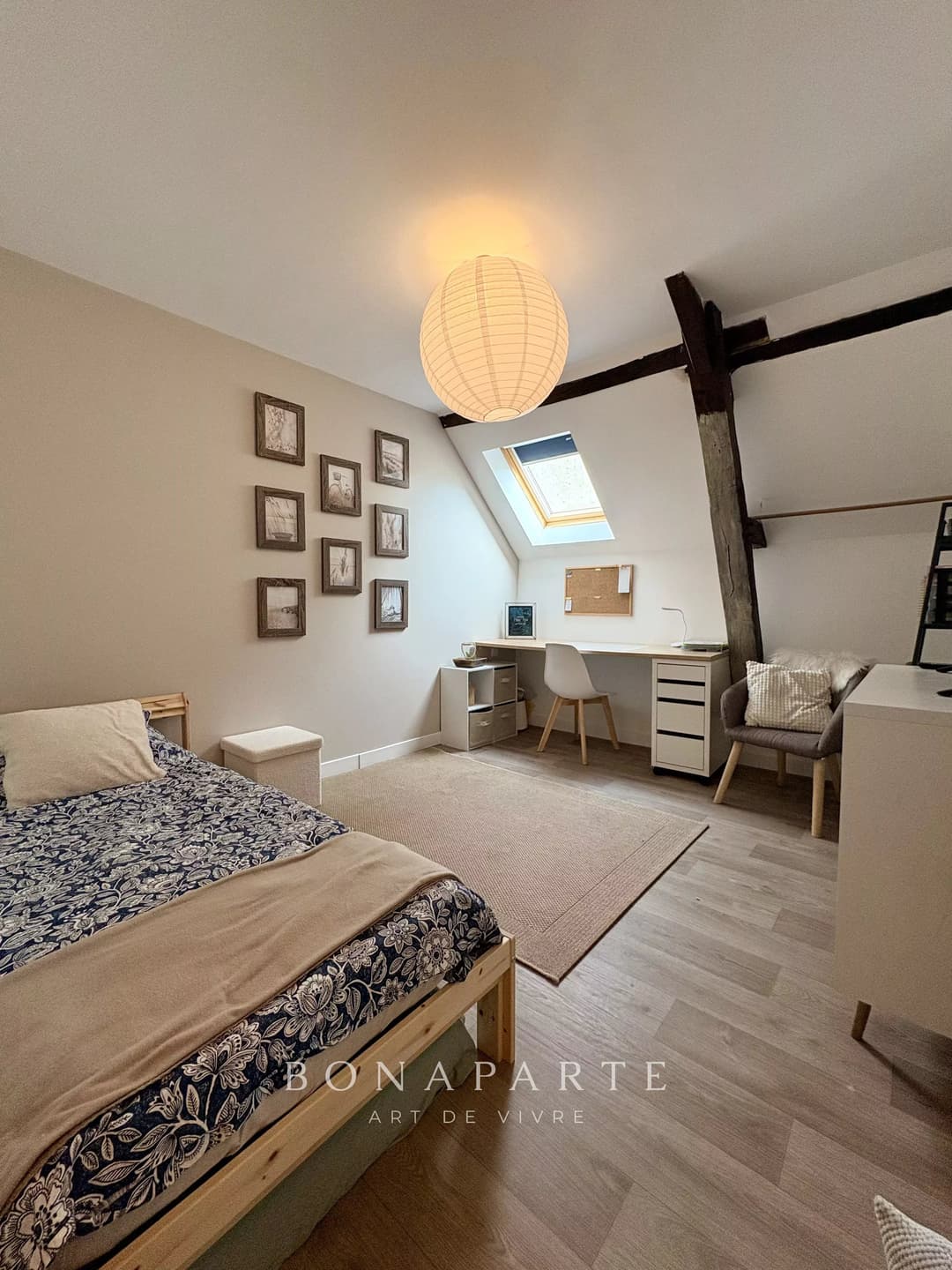 PROCHE DE CRAON - MAISON SPACIEUSE AVEC JARDIN ET ATELIER - Photo 11