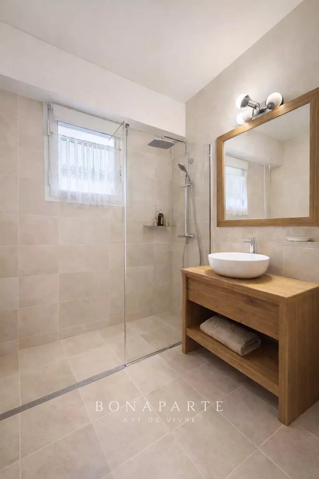 SAINT RAPHAEL / BOULOURIS - APPARTEMENT 3 PIECES - À 200 M DE LA MER - Photo 5