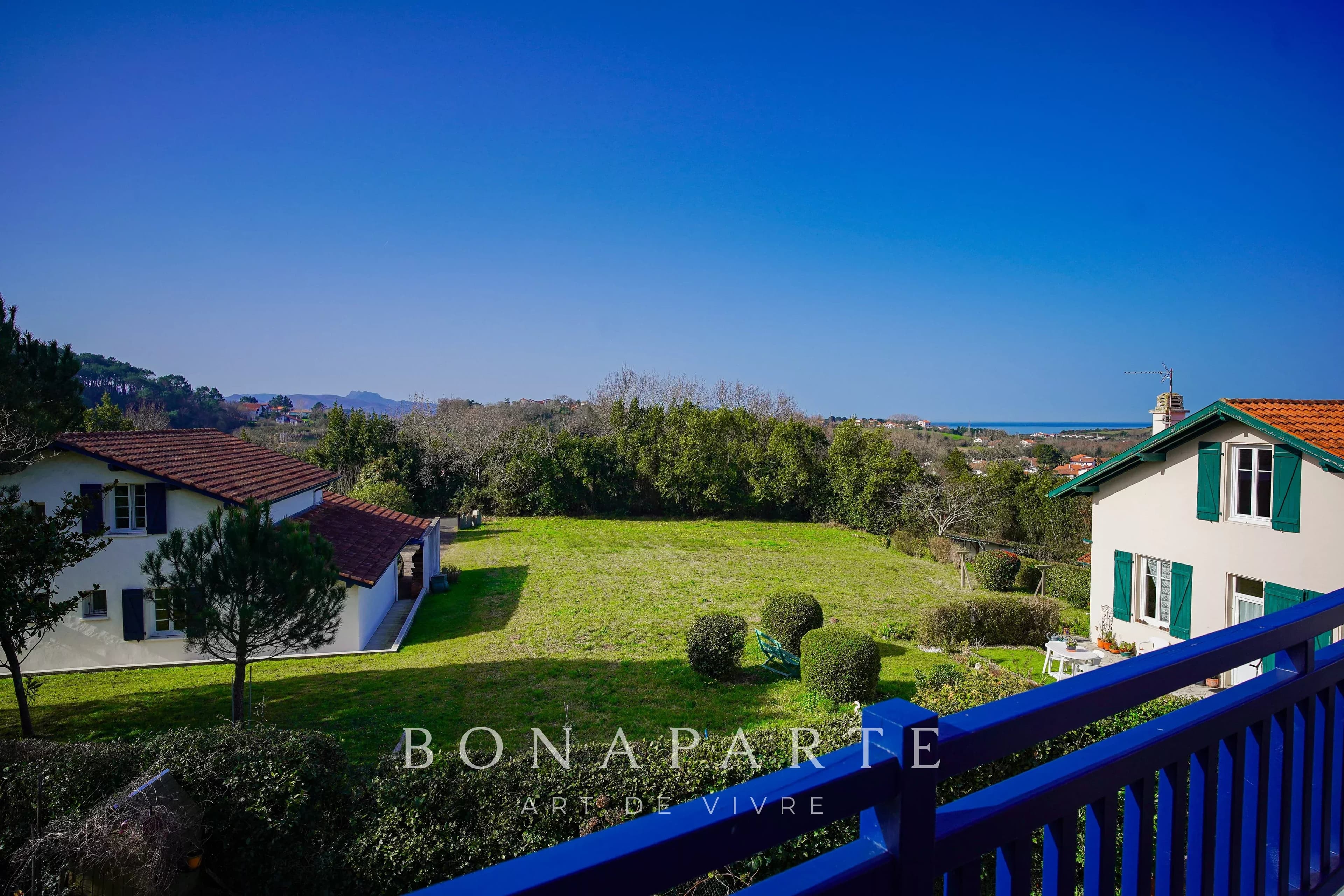 Luxury Apartment in Guéthary with Sea Views