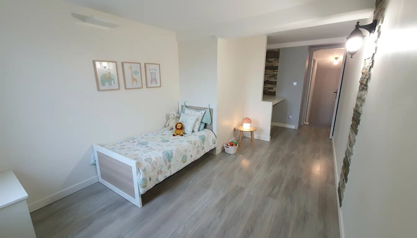 Jolie maison de bourg rénovée avec terrasse et grand jardin - Photo 5