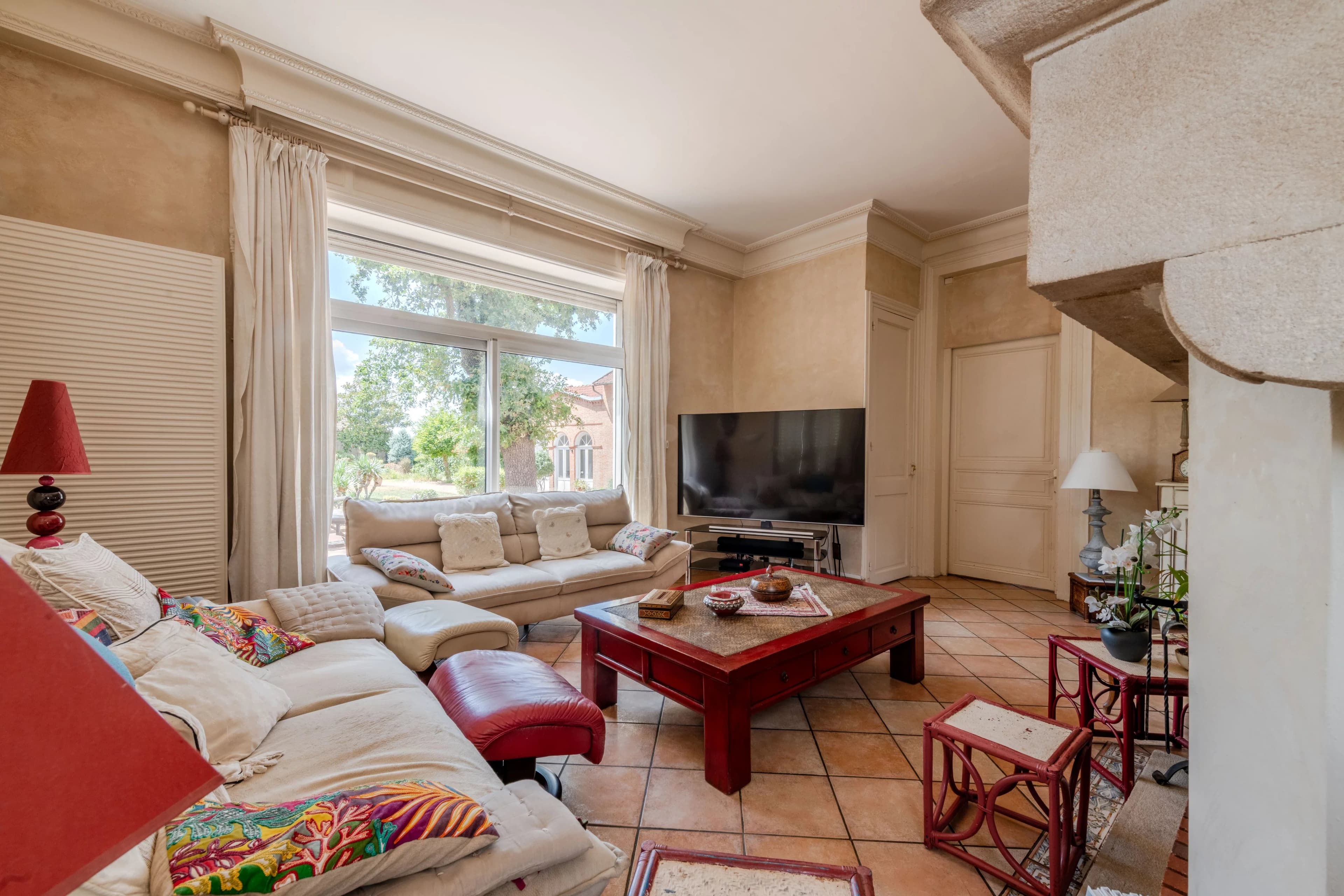 ÉLÉGANTE MAISON BOURGEOISE AU CŒUR D'UN PARC PRIVÉ EN HYPERCENTRE DE ROANNE - Photo 7
