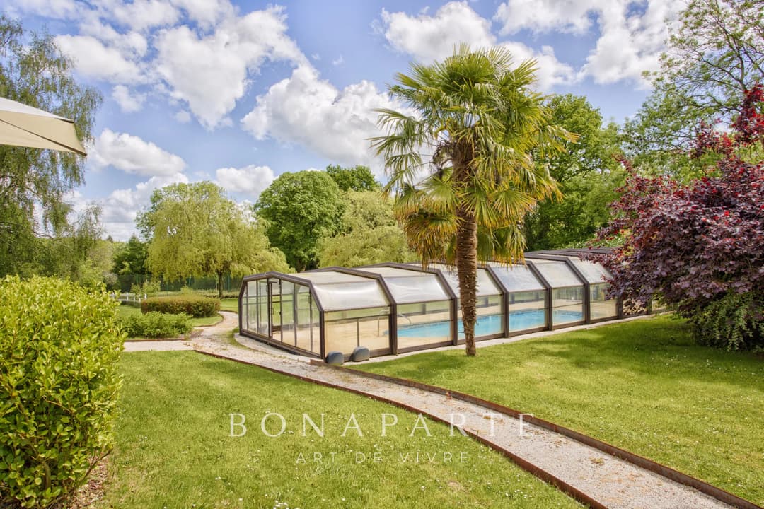 ÉLÉGANTE CHAUMIÈRE AVEC PISCINE ET TENNIS, À 10 MINUTES DES PLAGES - Photo 20
