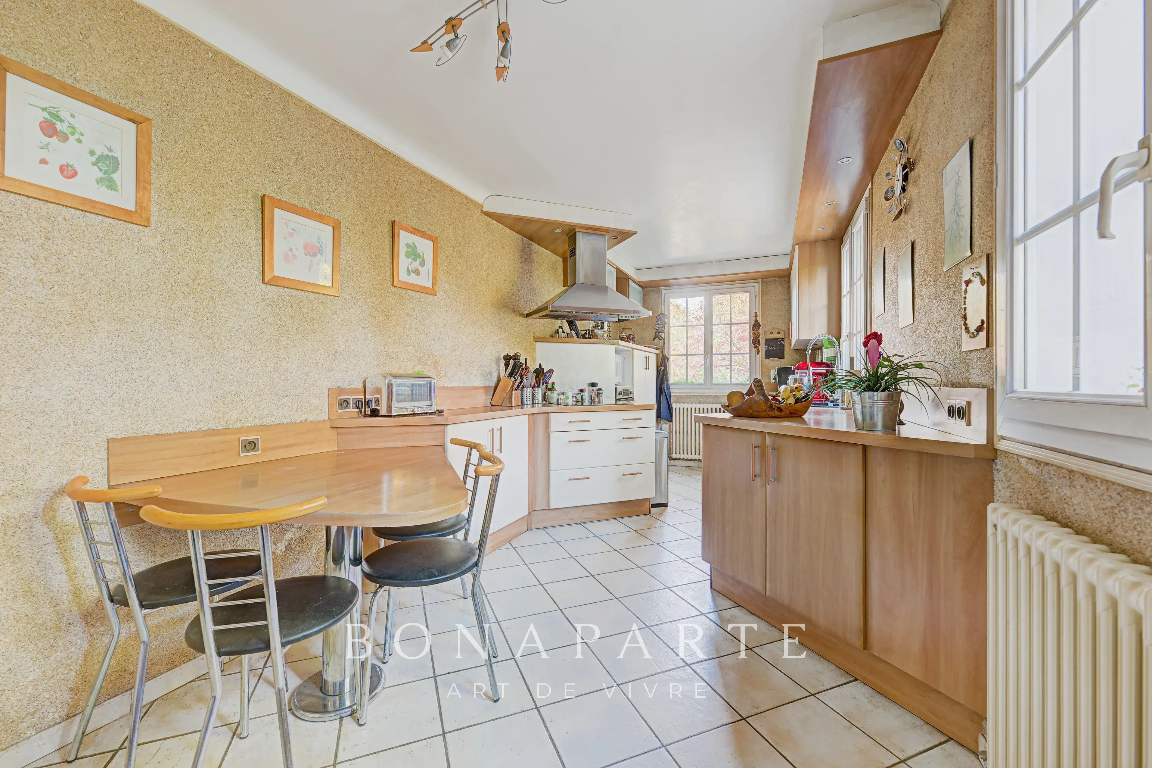 JOUARS-PONTCHARTRAIN – MAISON FAMILIALE – 191 M² HABITABLES – 222 M² AU SOL – 5 CHAMBRES - Photo 6