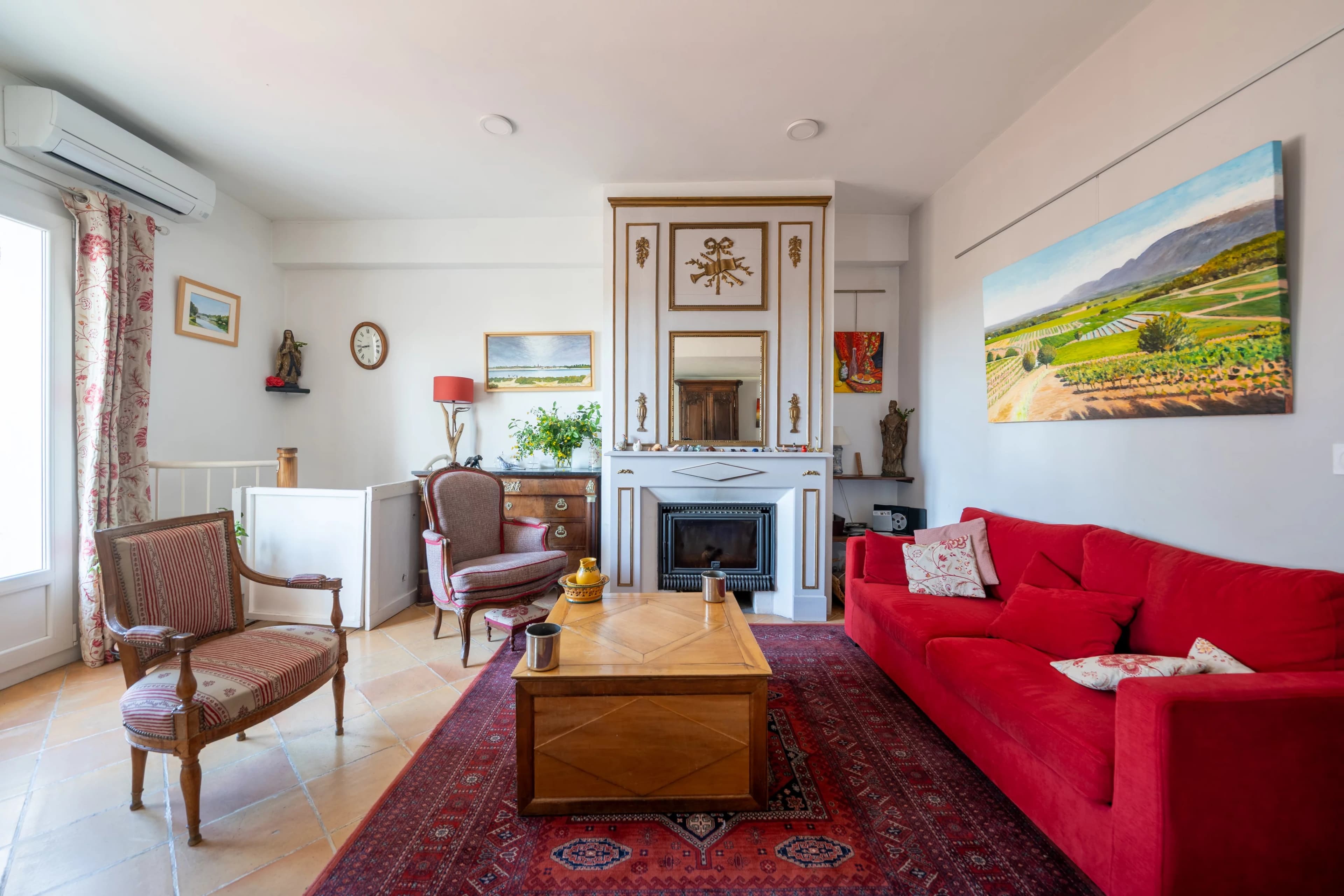 VENELLES-LE-HAUT – MAISON DE VILLAGE 137 m² – JARDIN & TERRASSES - Photo 6