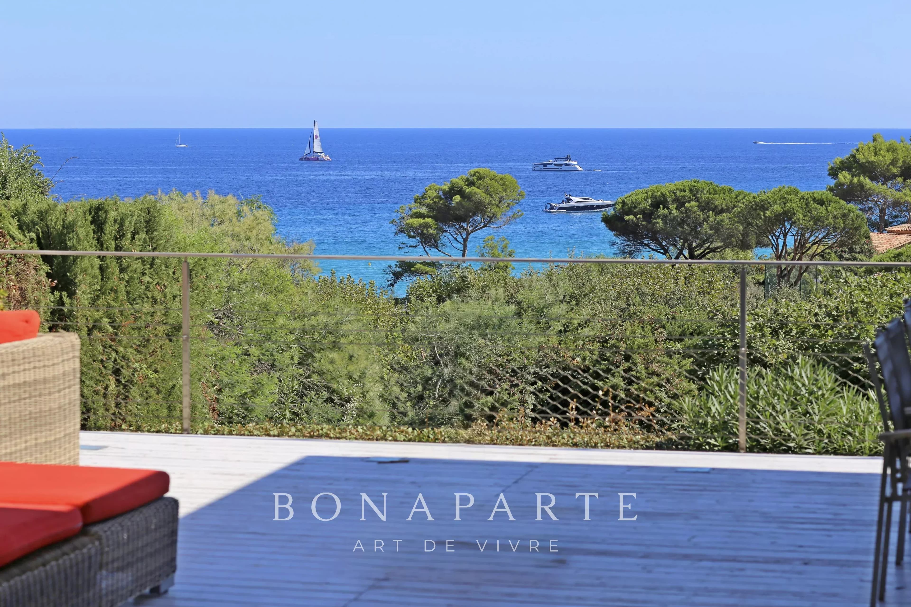 RAMATUELLE - DOMAINE DE L'ESCALET - VILLA CONTEMPORAINE À 150 M DE LA PLAGE - Photo 3