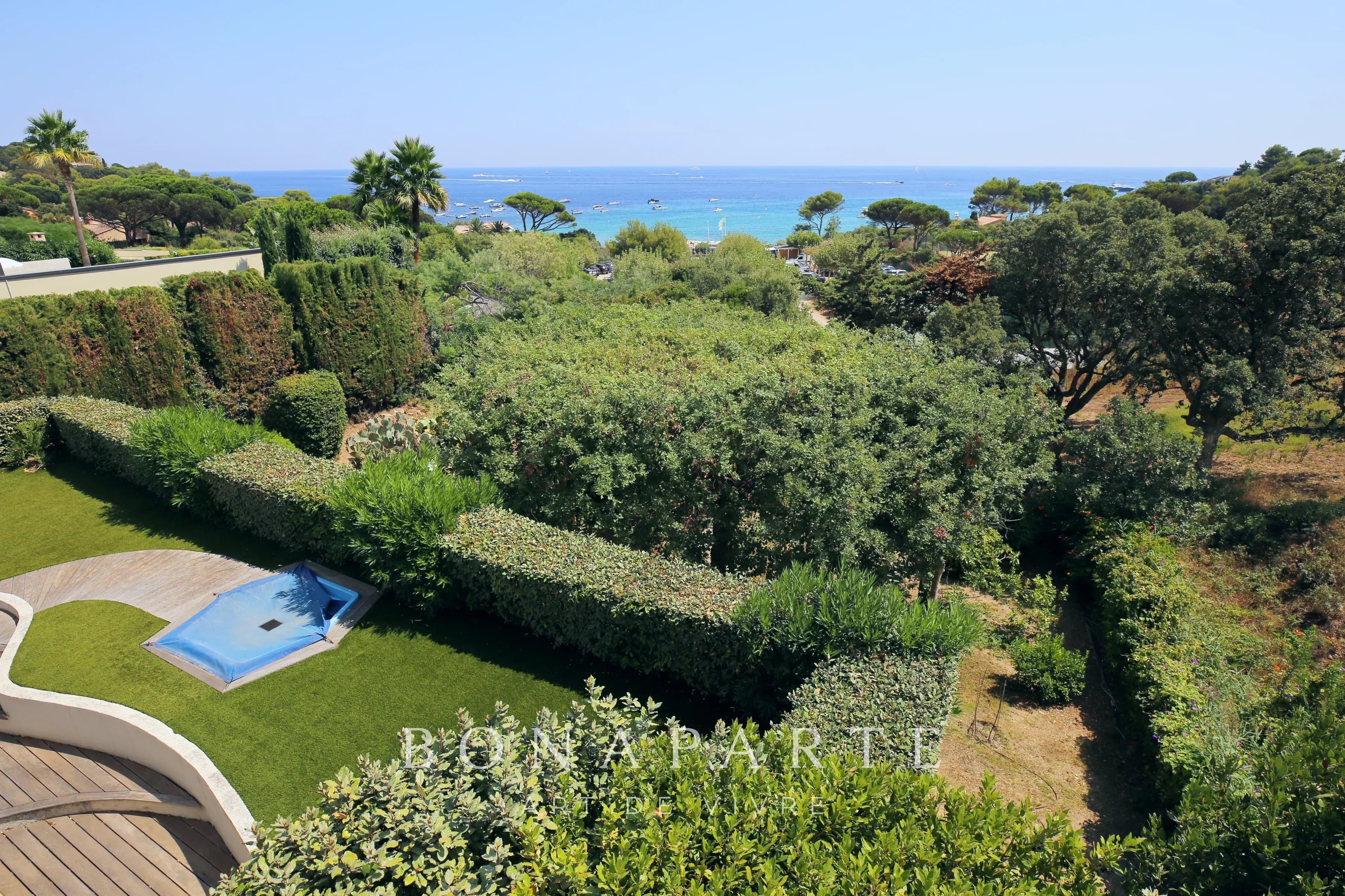 RAMATUELLE - DOMAINE DE L'ESCALET - VILLA CONTEMPORAINE À 150 M DE LA PLAGE - Photo 5