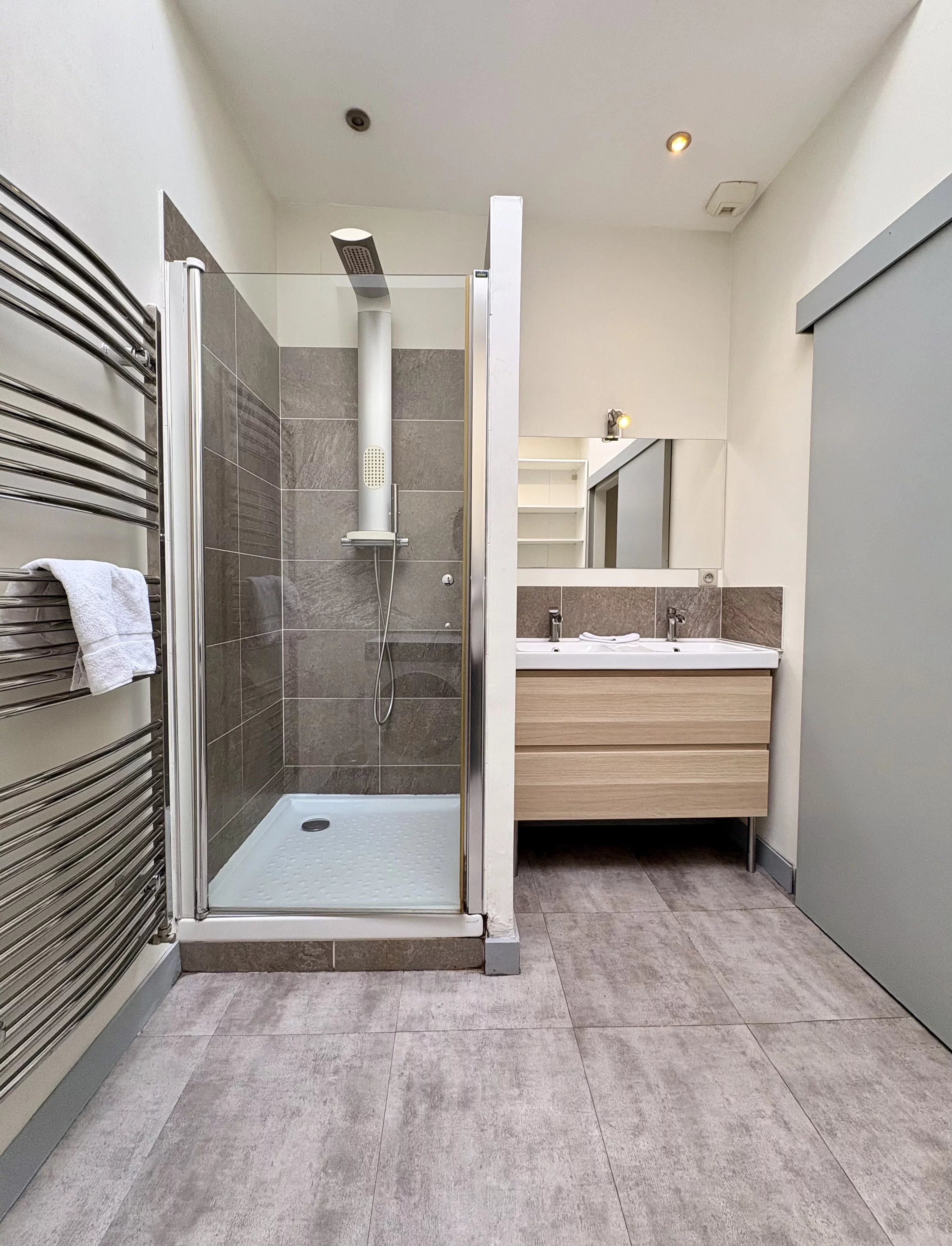 ANGERS - SECTEUR DU PALAIS DE JUSTICE / T3 TRES LUMINEUX / PROCHE COMMODITES - Photo 5