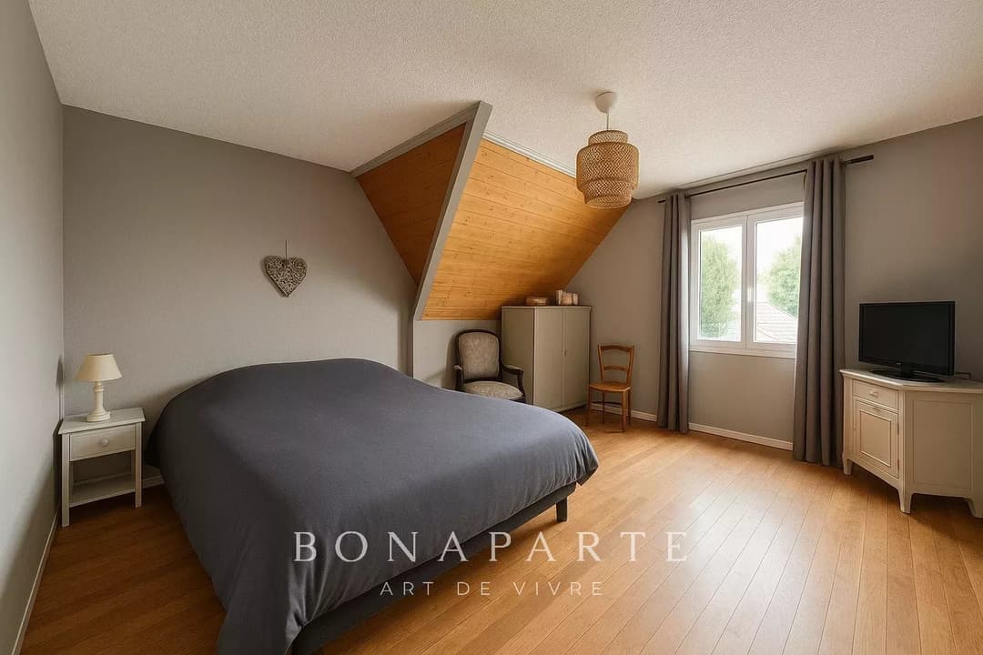 BAZAIVILLE - MAISON PLEINE DE CHARME - 114M² - AVEC JARDIN - Photo 14