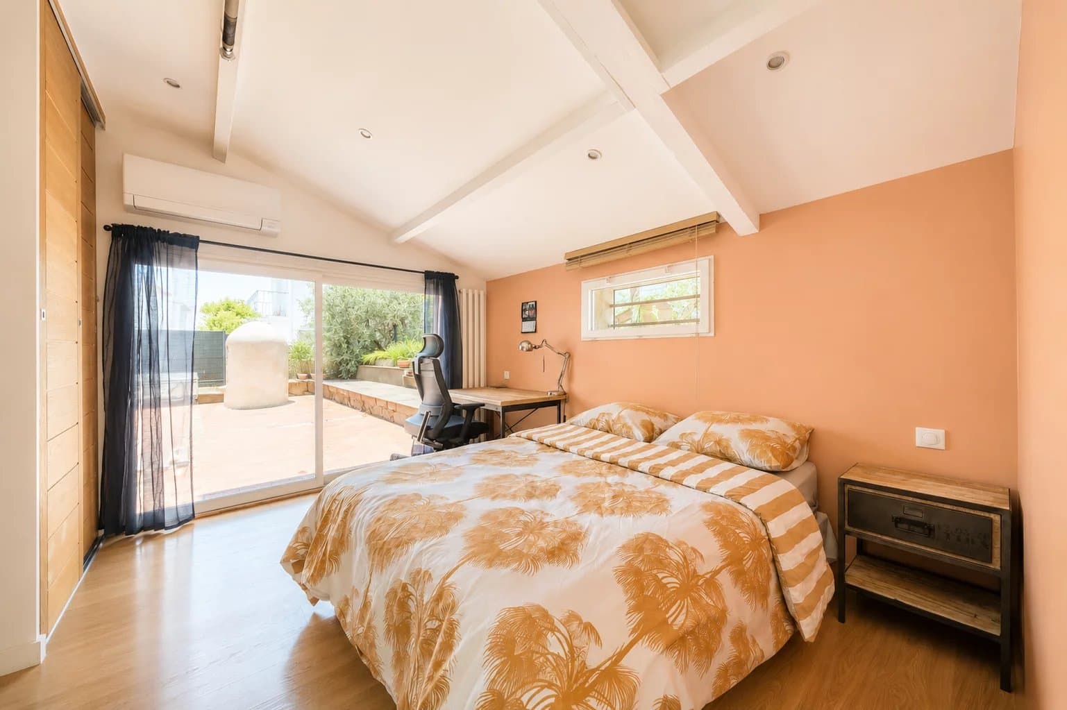 VENTABREN – VILLA CONTEMPORAINE DE PLAIN-PIED AVEC PISCINE CHAUFFÉE - Photo 9