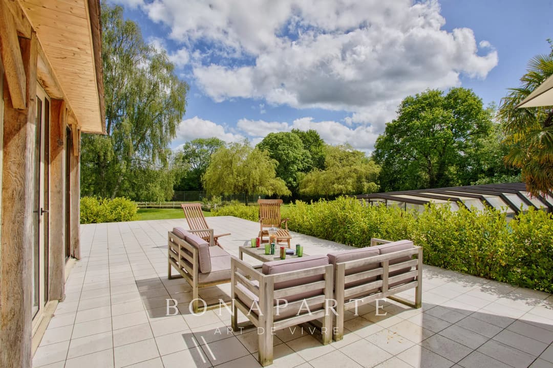 ÉLÉGANTE CHAUMIÈRE AVEC PISCINE ET TENNIS, À 10 MINUTES DES PLAGES - Photo 19