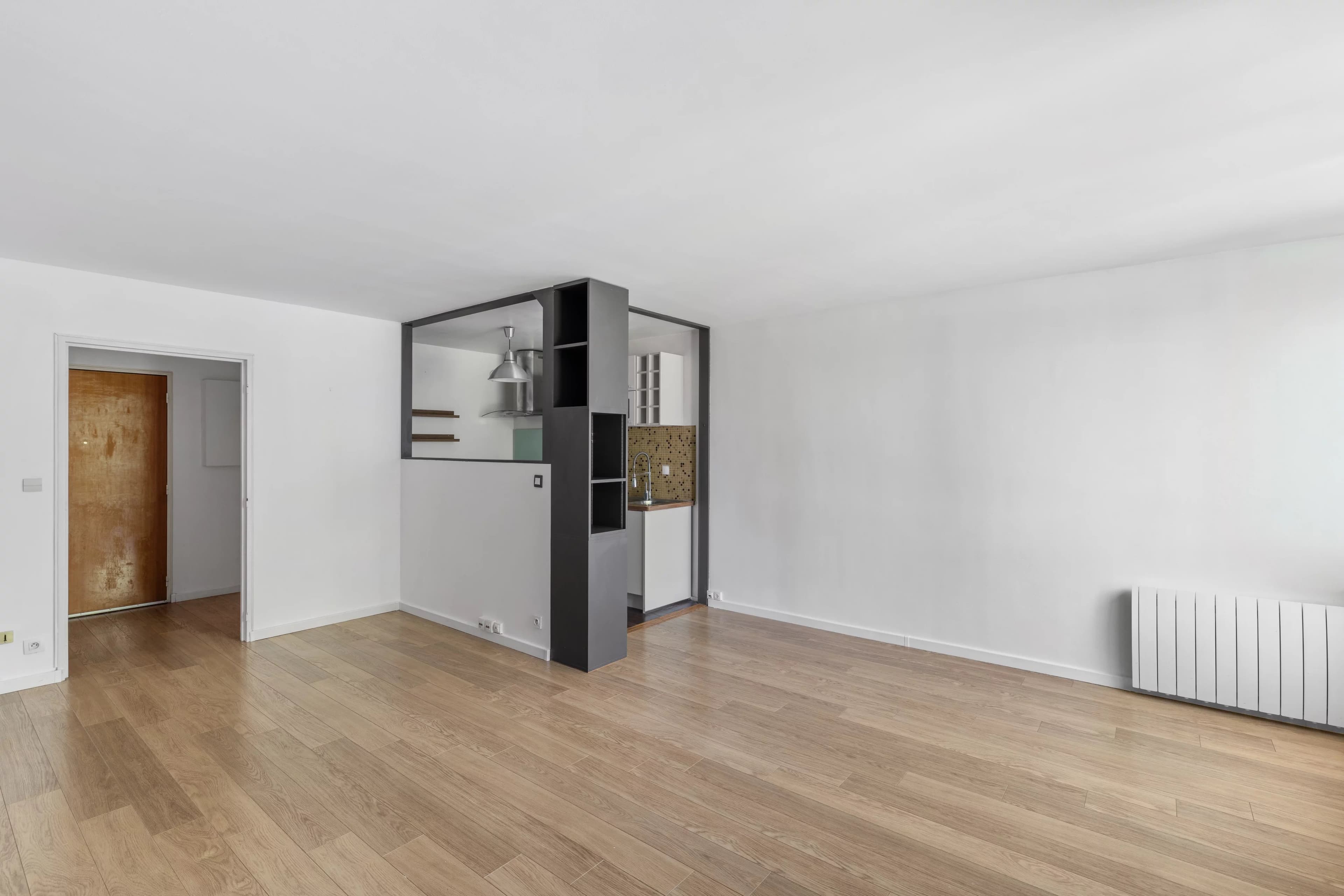 SEVRES - Appartement de 69 m² avec parking dans une résidence rénovée - Photo 5
