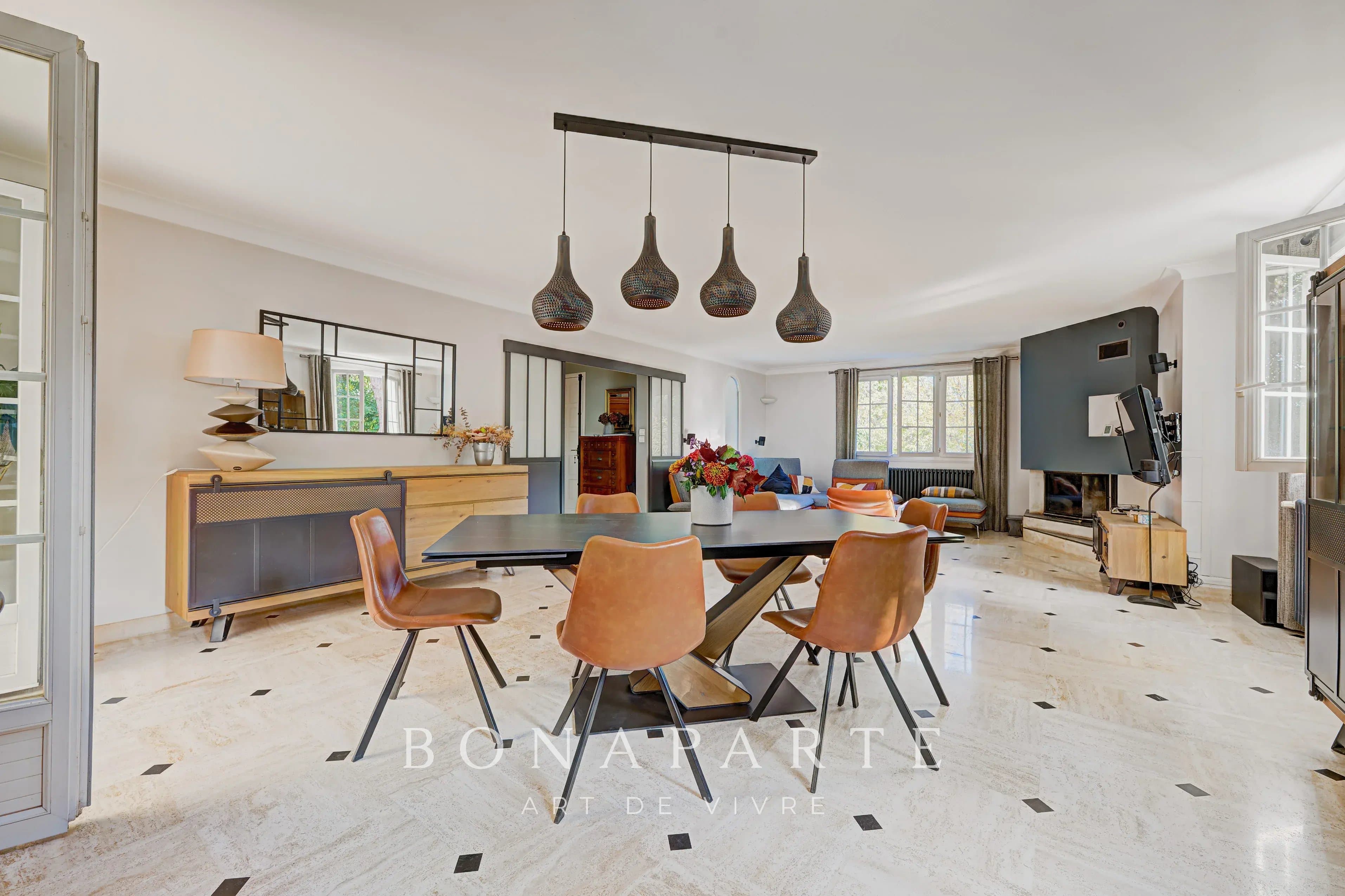 JOUARS-PONTCHARTRAIN – MAISON FAMILIALE – 191 M² HABITABLES – 222 M² AU SOL – 5 CHAMBRES - Photo 5
