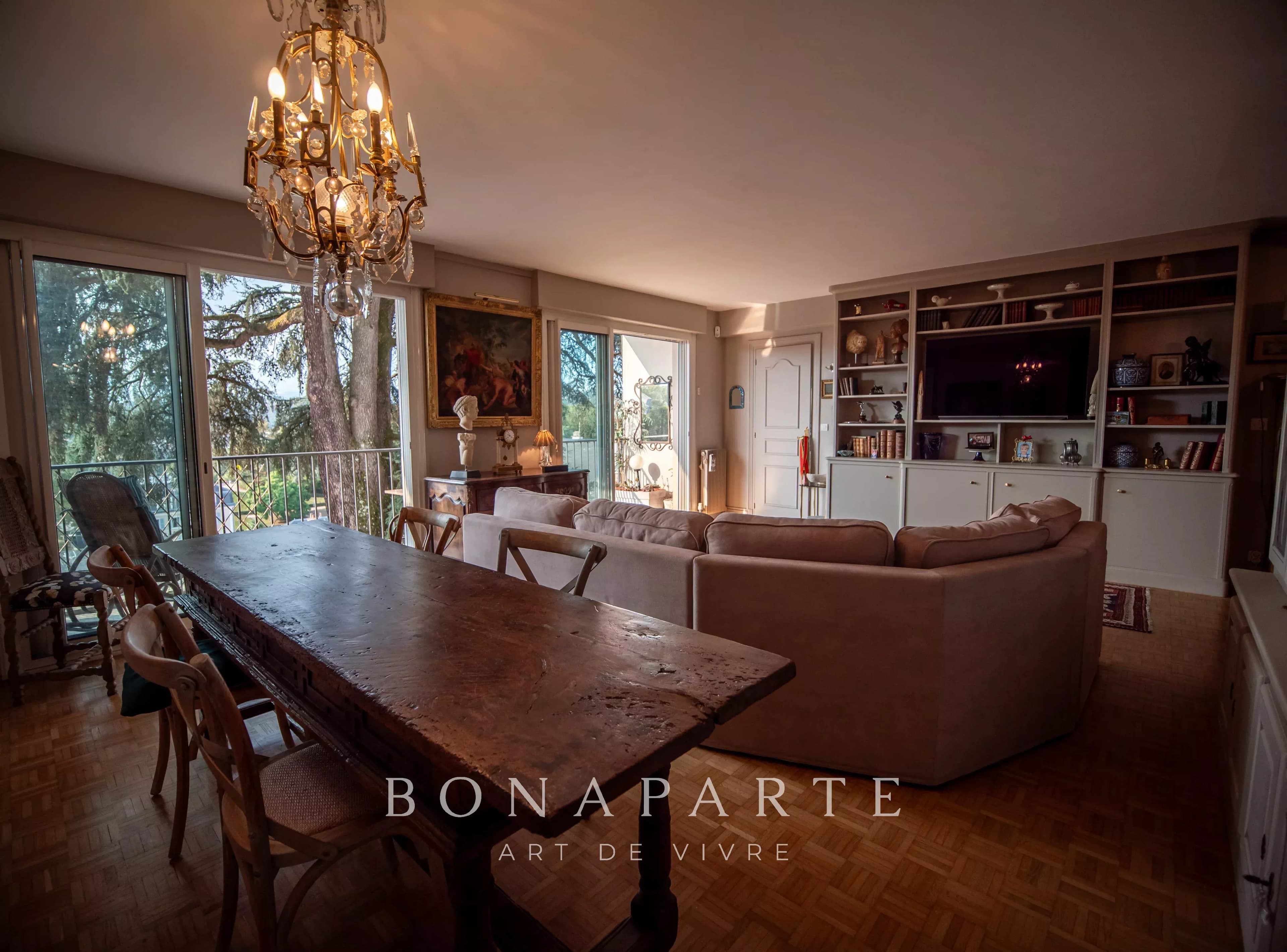 PAU HYPERCENTRE – Appartement 117,16 m² – Vue Pyrénées - Photo 4