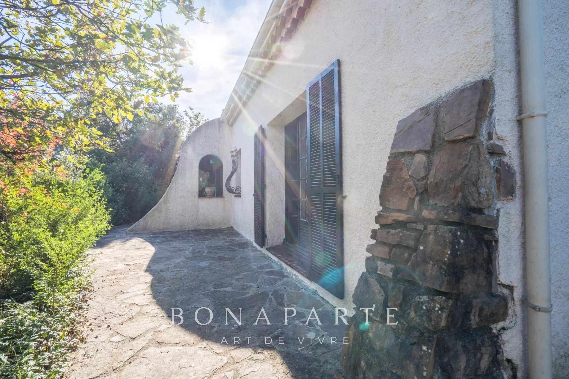 Villa - 155 m² - à rénover - Photo 3